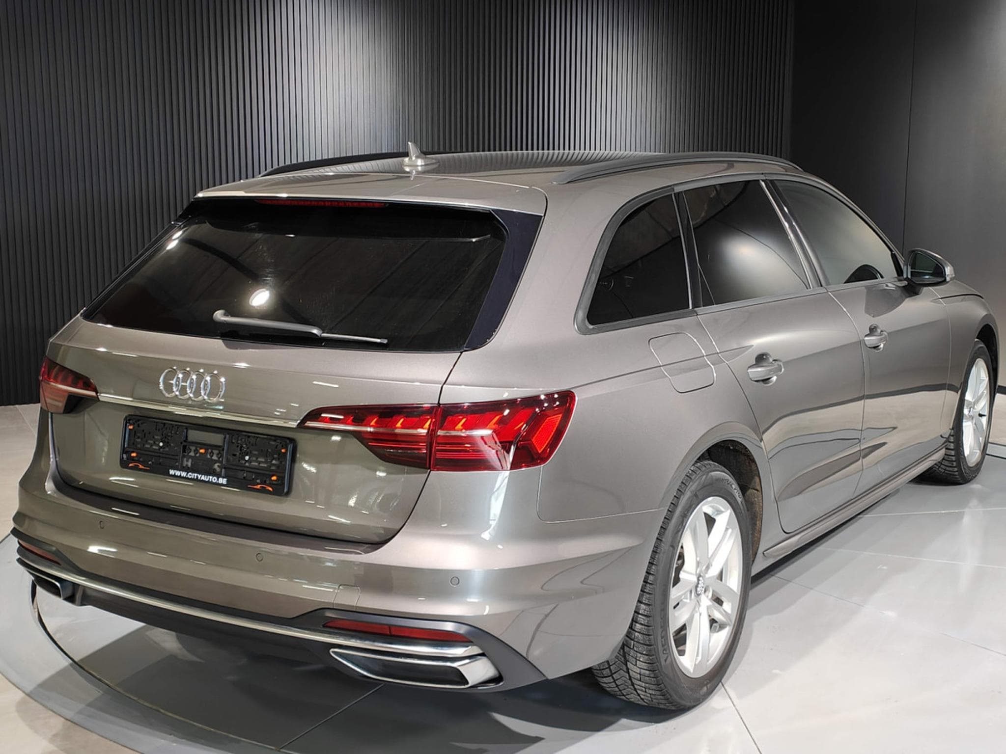 Audi A4 AVANT 35 TDI GPS ACC SIEGES CHAUFFANTS DIGITAL COCKPIT (2020) - Foto 3