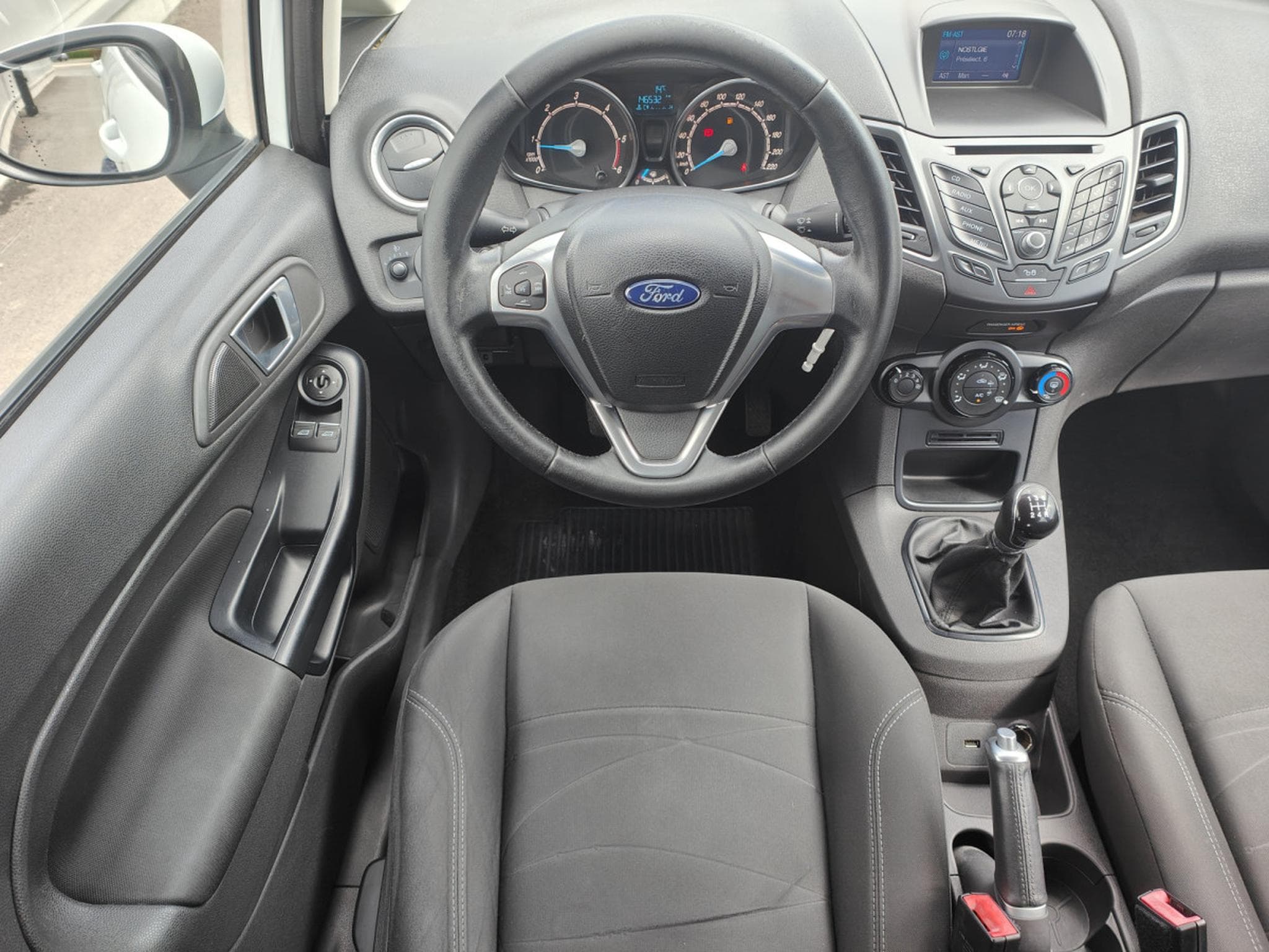 Ford Fiesta 1.5 TDCI 5 PORTES CLIM BLUETOOTH (2016) - Foto 12