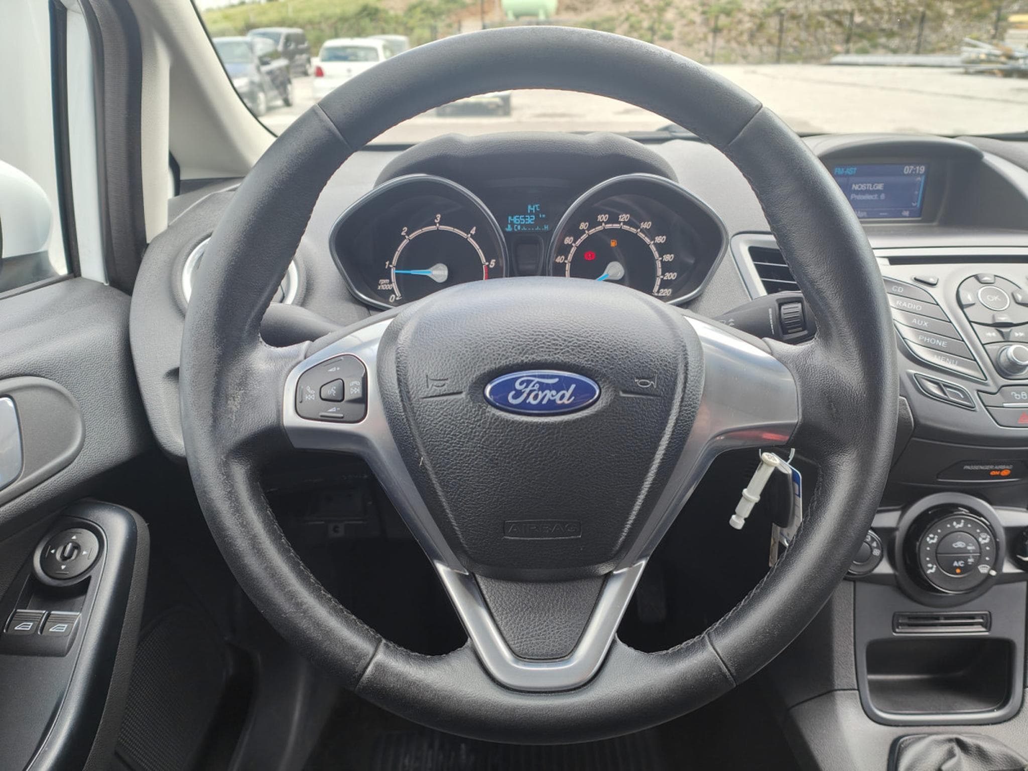Ford Fiesta 1.5 TDCI 5 PORTES CLIM BLUETOOTH (2016) - Foto 13