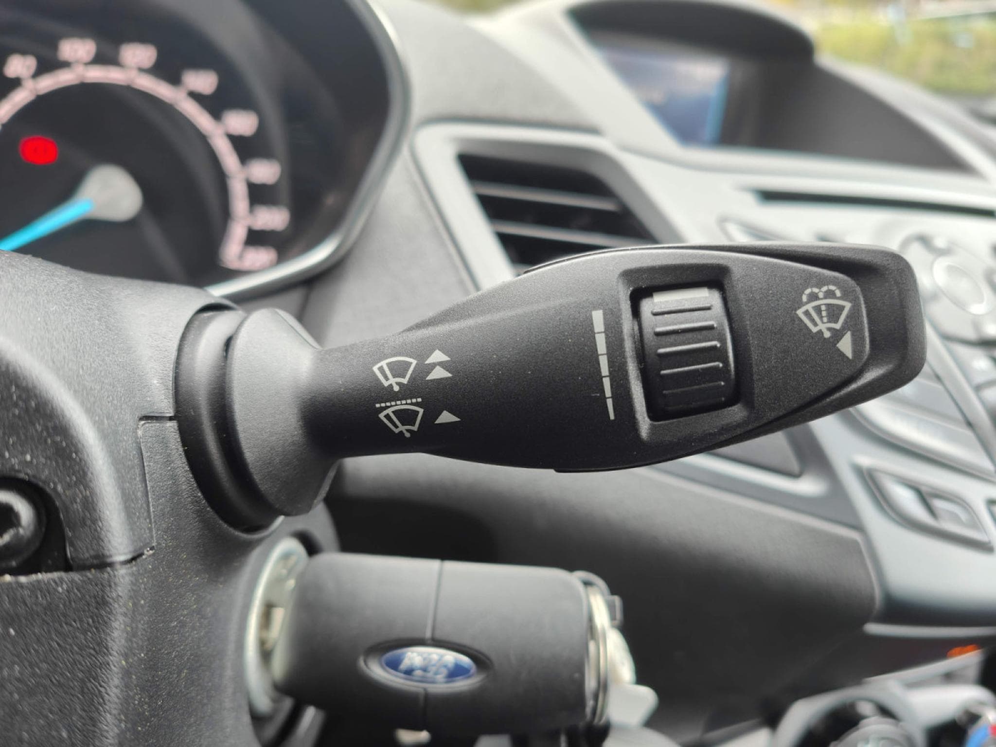 Ford Fiesta 1.0 ECOBOOST 5 PORTES CLIM BLUETOOTH (2016) - Foto 19