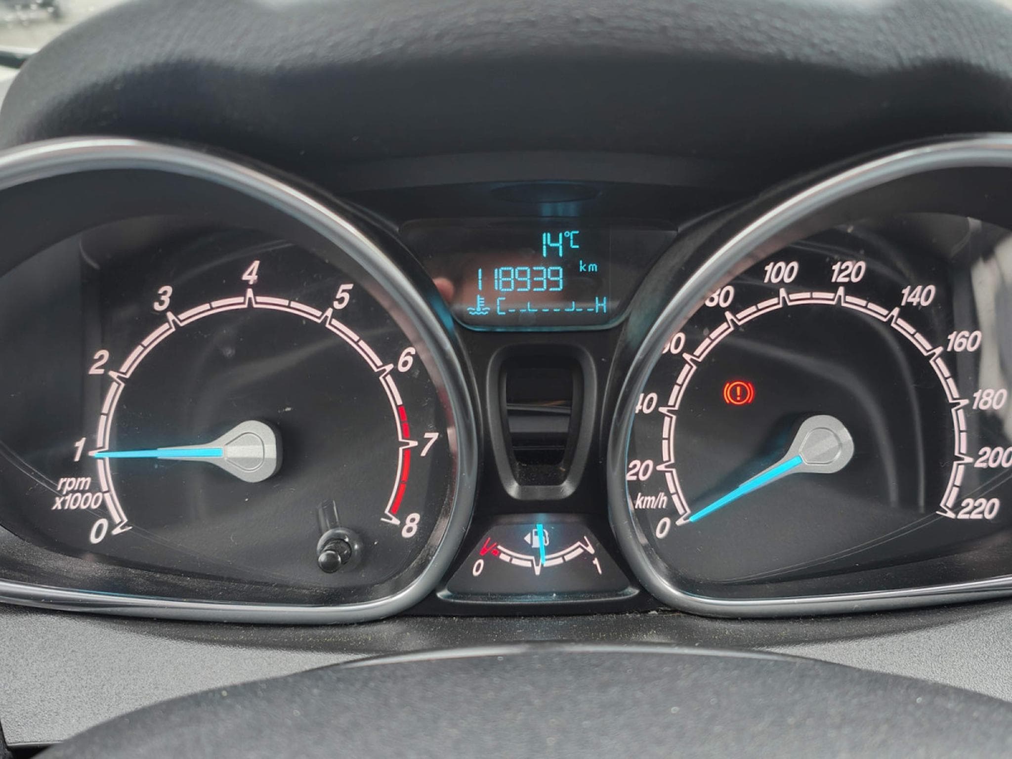 Ford Fiesta 1.0 ECOBOOST 5 PORTES CLIM BLUETOOTH (2016) - Foto 21