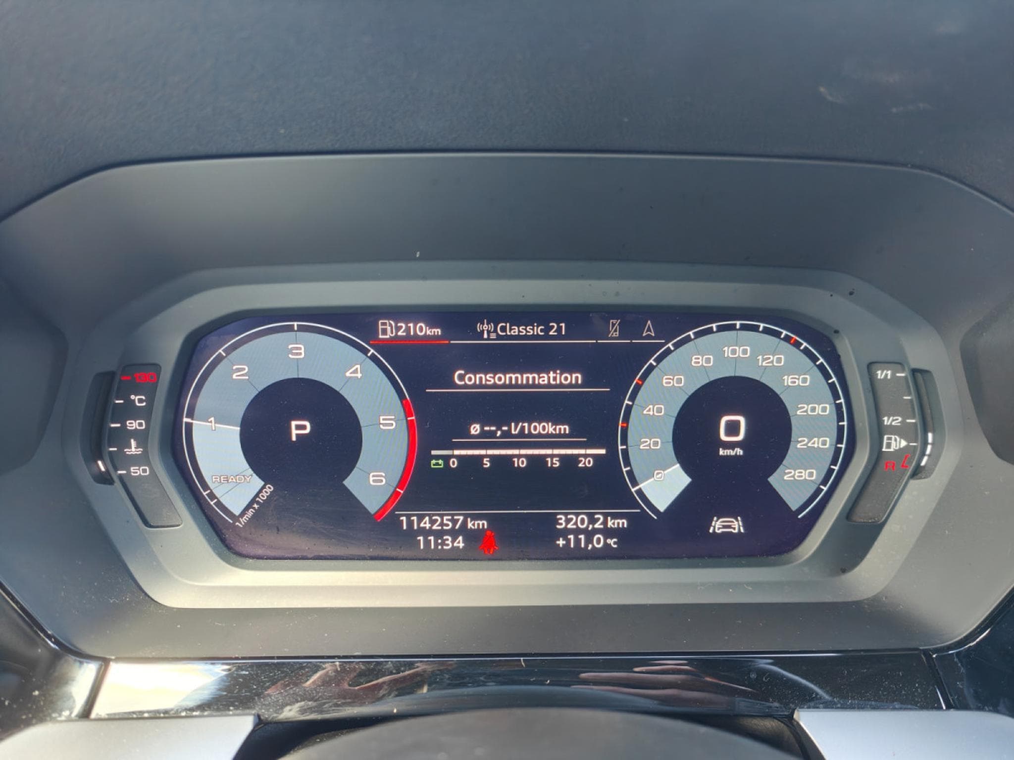 Audi A3 A3 SPORTBACK 35 TDi S-TRONIC CARPLAY VIRTUAL LED (2021) - Foto 24