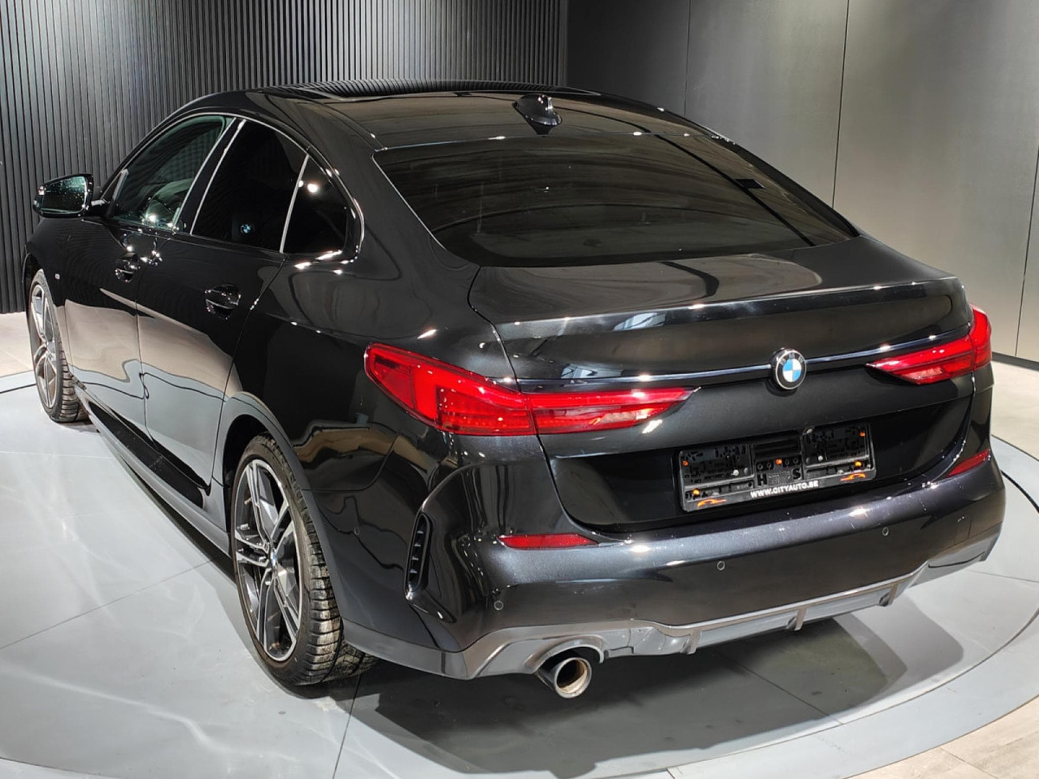 BMW 218 218iA PACK M BOITE AUTO GPS LED CARPLAY (2023) - Photo 4
