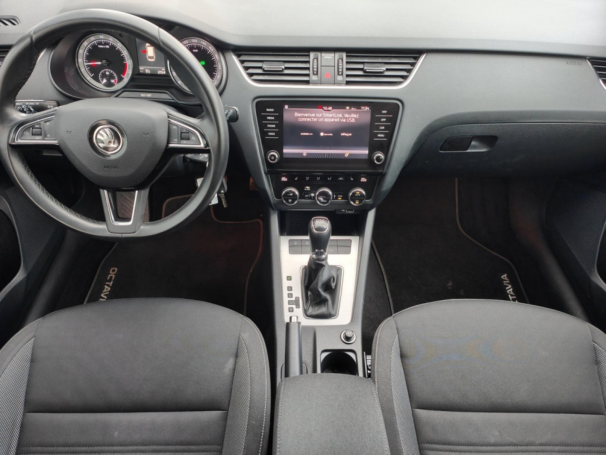 Skoda Octavia 1.6 TDI DSG CARPLAY APS AV/AR SIEGES CHAUFFANTS CRUISE (2019) - Foto 12