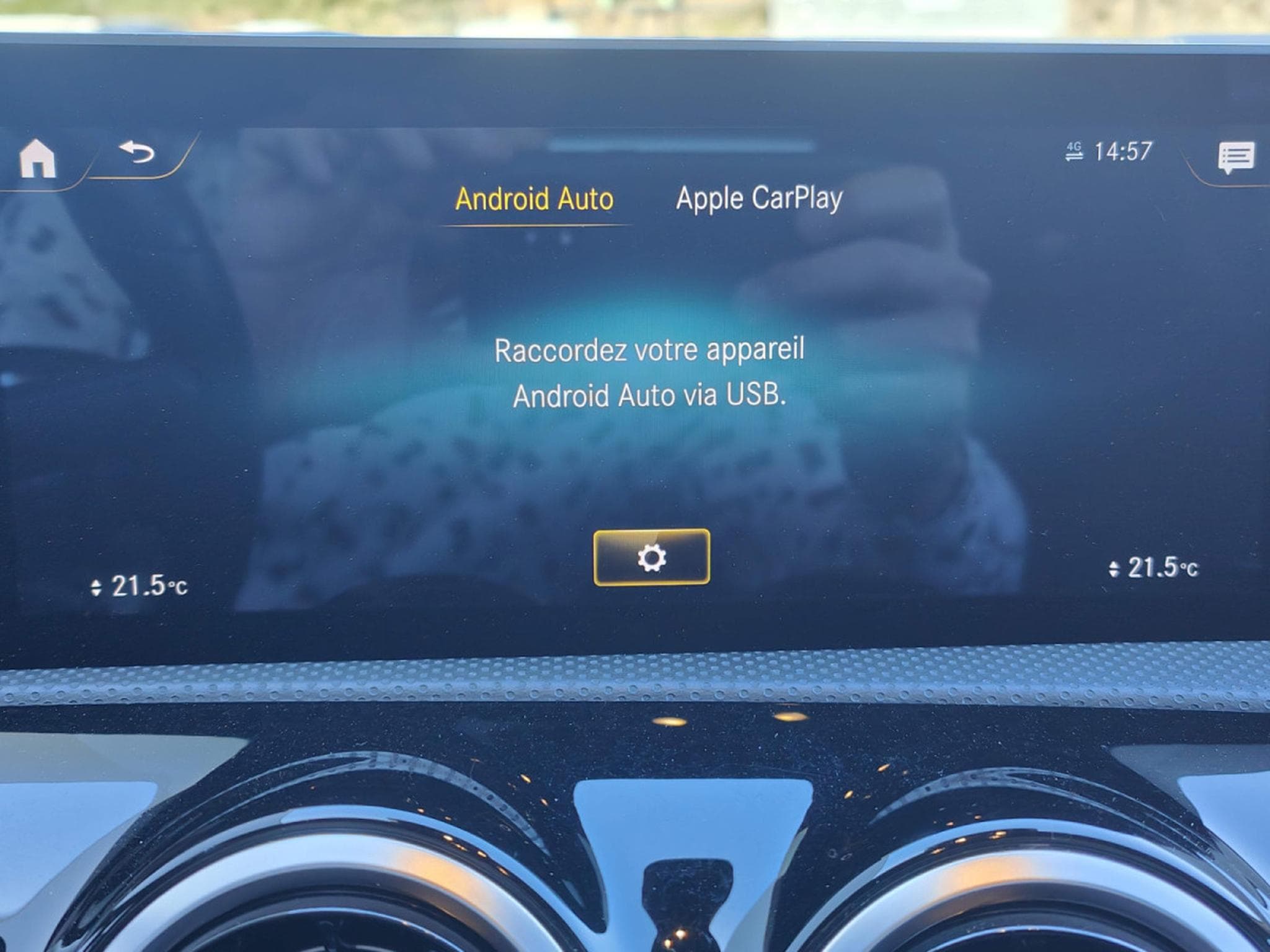 Mercedes CLA 180 1.3 SB PACK AMG CAMERA GPS CARPLAY (2020) - Foto 18