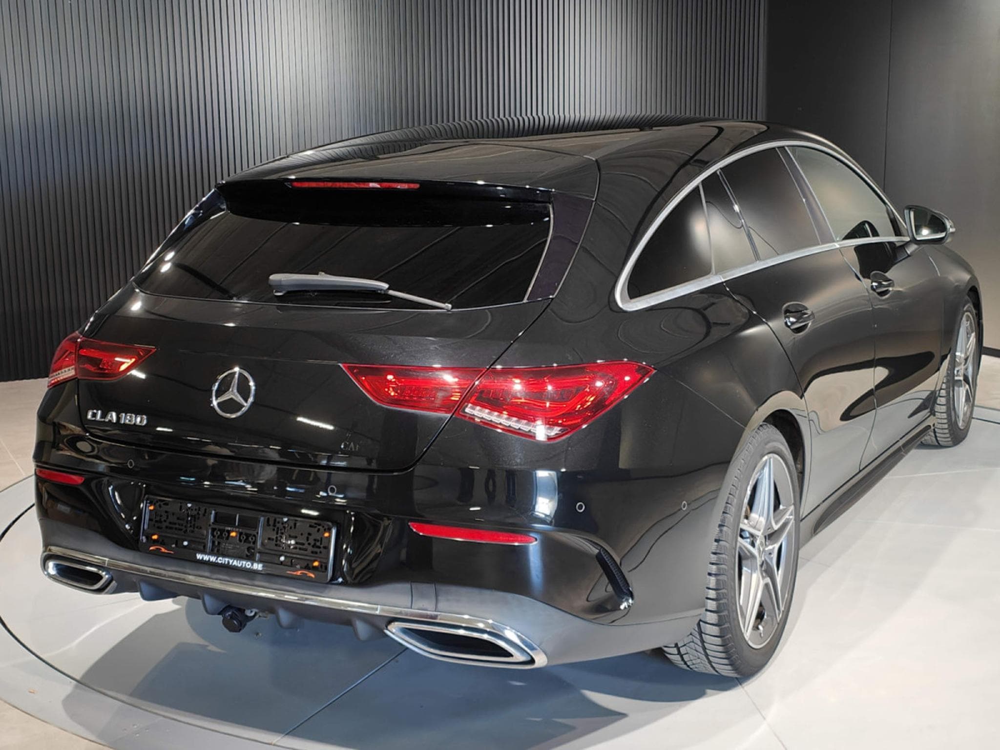 Mercedes CLA 180 1.3 SB PACK AMG CAMERA GPS CARPLAY (2020) - Foto 3
