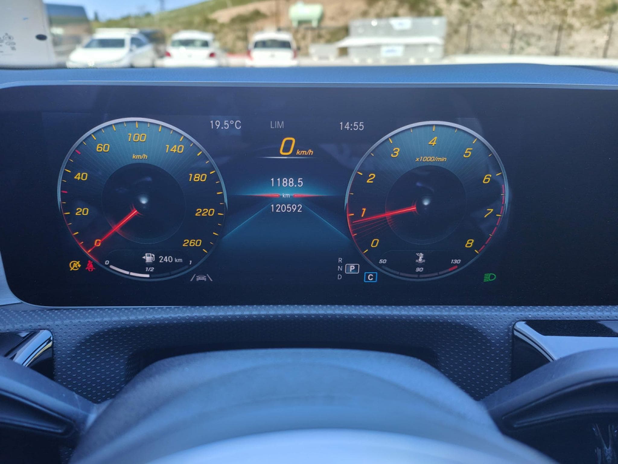 Mercedes CLA 180 1.3 SB PACK AMG CAMERA GPS CARPLAY (2020) - Foto 7