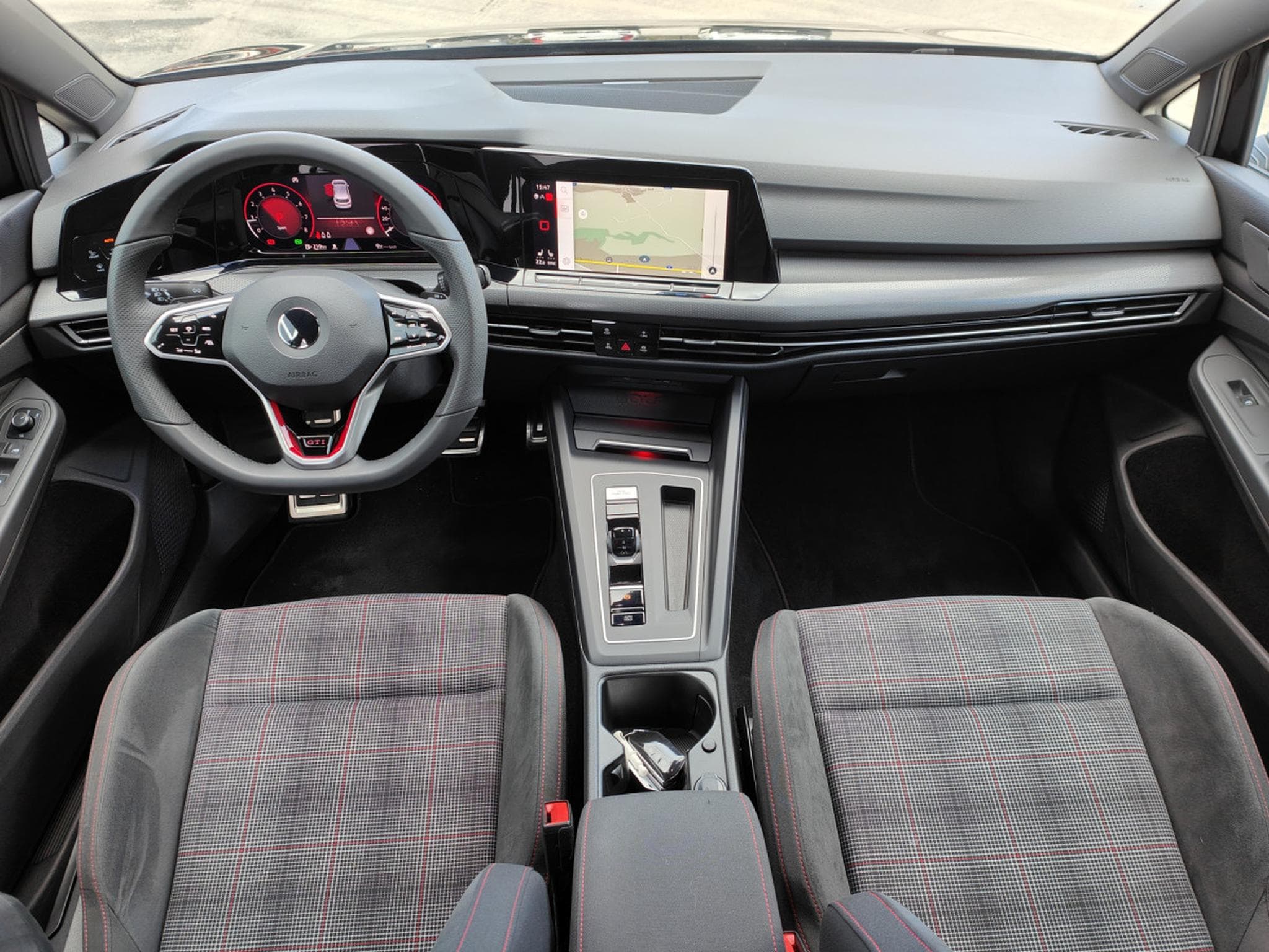 VW Golf GTI 2.0 TSI DSG CARPLAY ECLAIRAGE AMBIANCE GPS LED (2022) - Foto 10