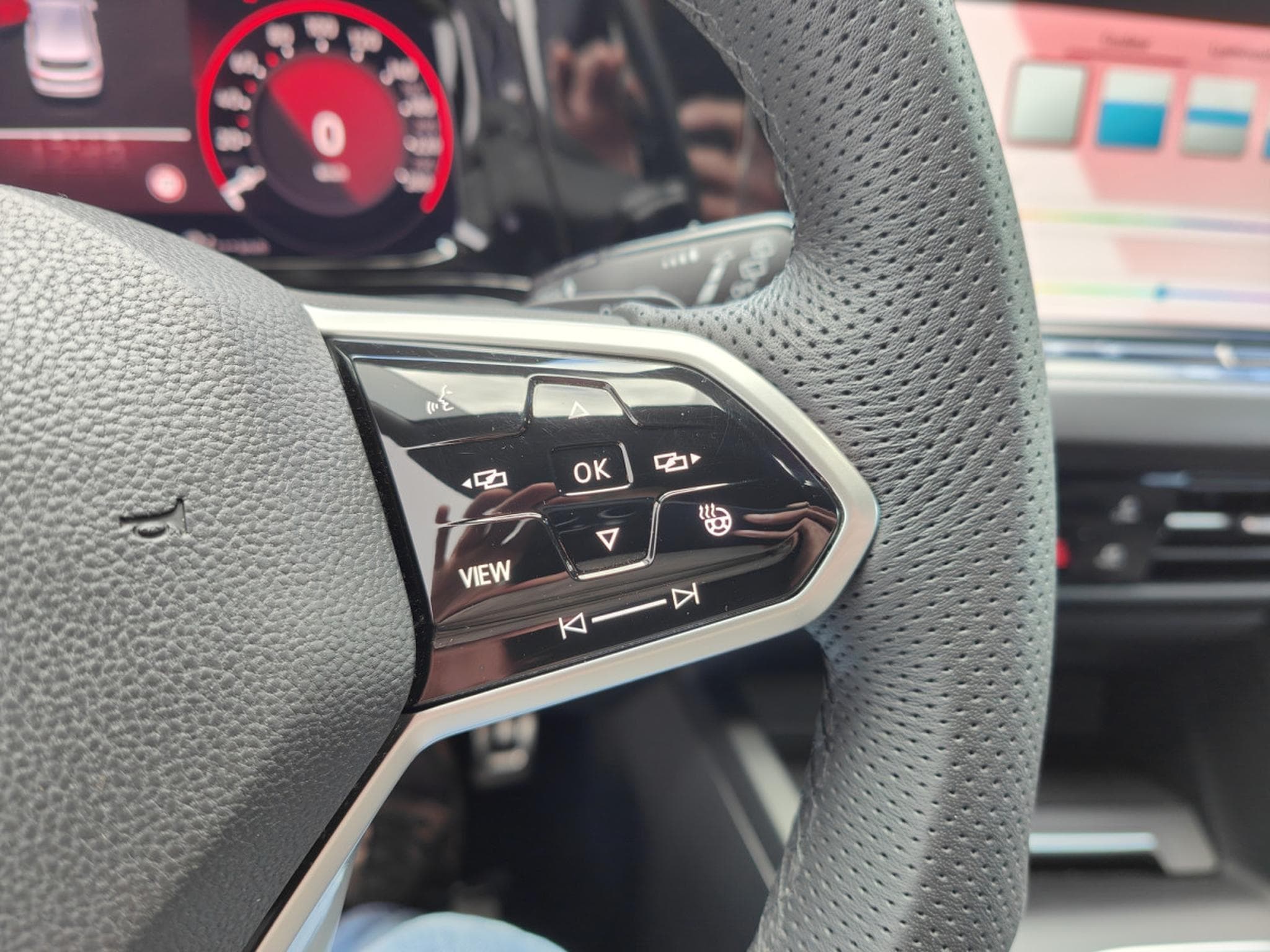 VW Golf GTI 2.0 TSI DSG CARPLAY ECLAIRAGE AMBIANCE GPS LED (2022) - Foto 20