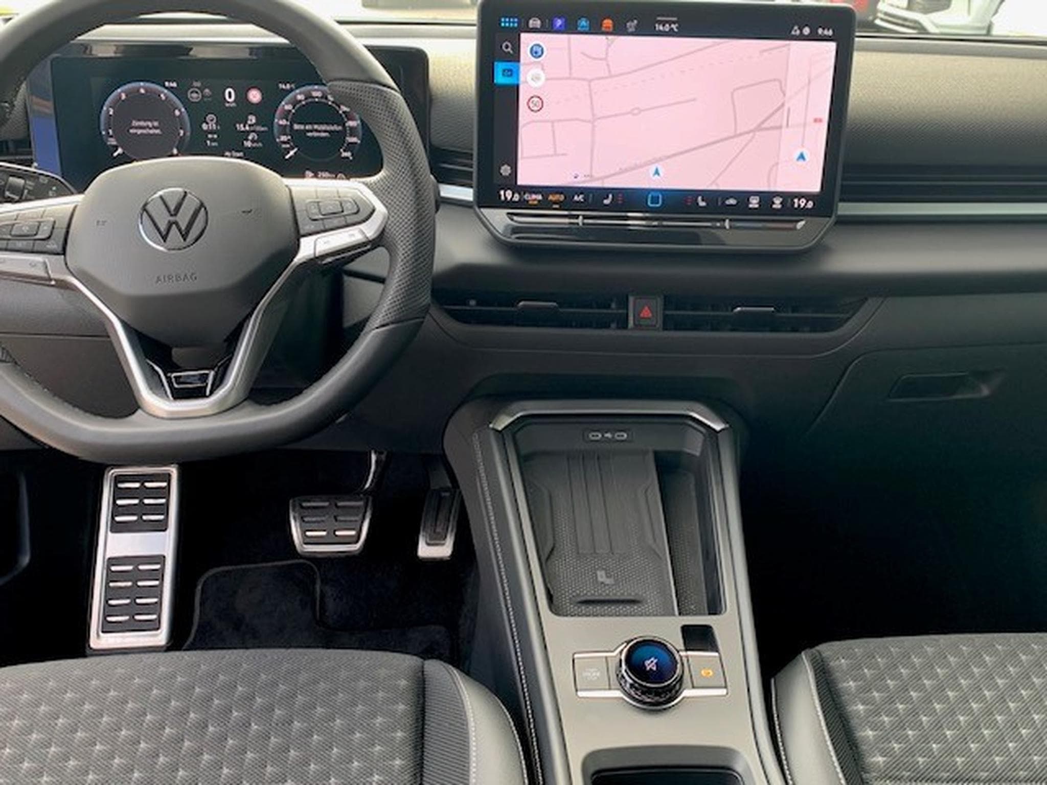 VW T-Roc NF R-LINE 1.5eTSI 150CV DSG7 (2025) - Photo 3