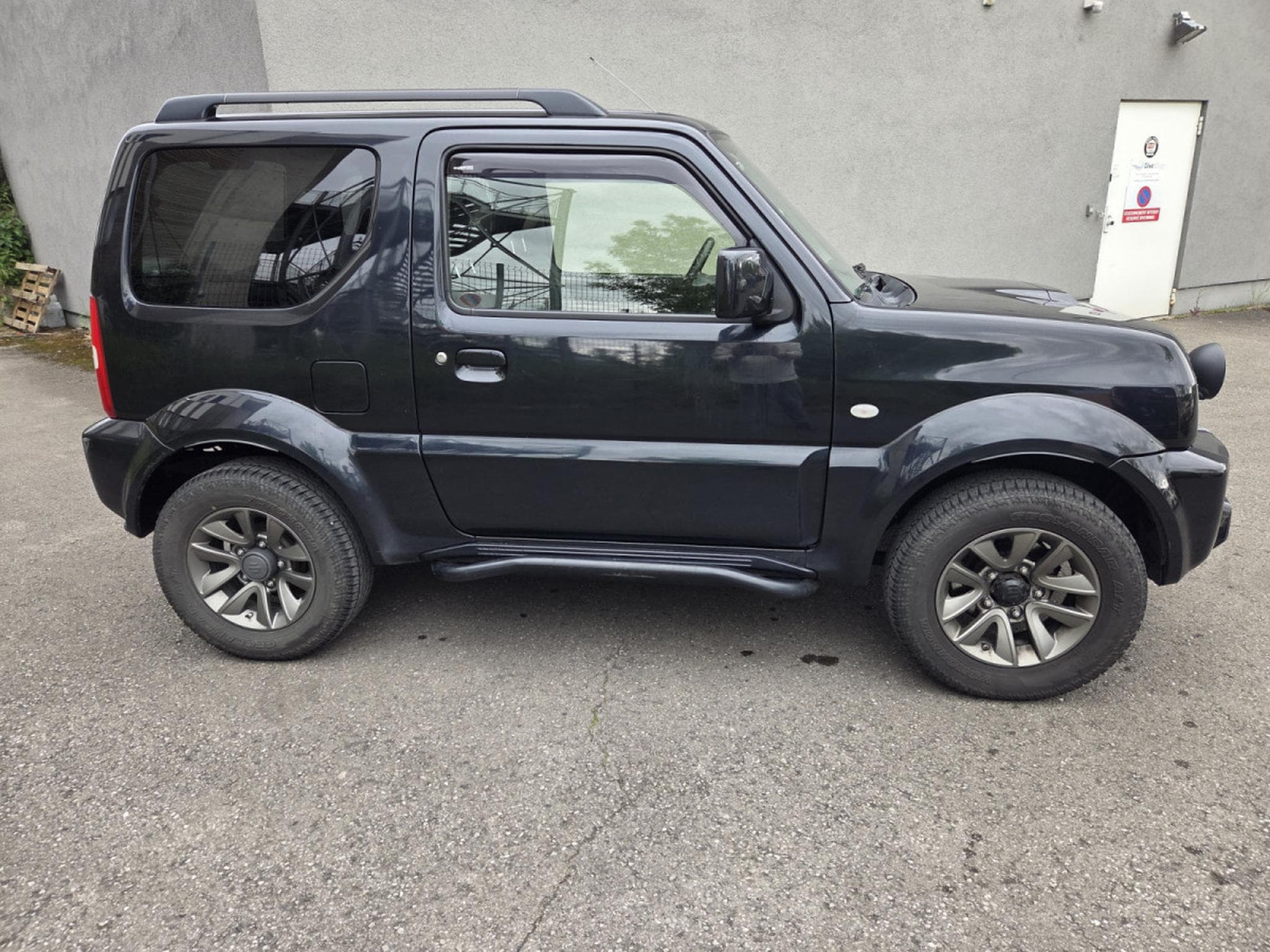 Suzuki Jimny 1.3 VVT 86 CV 4WD 4 Places Garantie 12 Mois (2016) - Photo 2