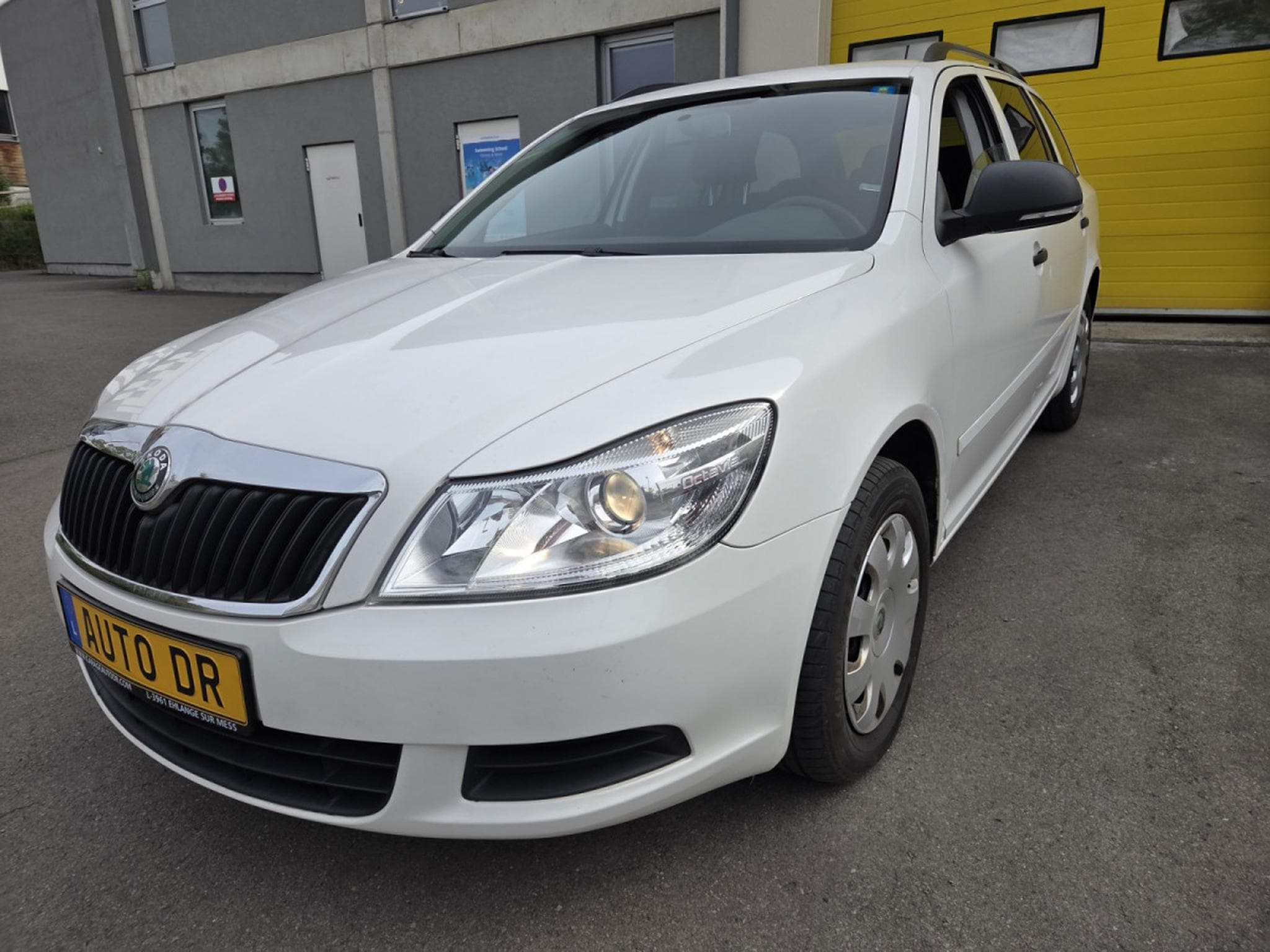 Skoda Octavia Combi 1.6 Tdi 105 CV Garantie 12 Mois (2011) - Photo 1