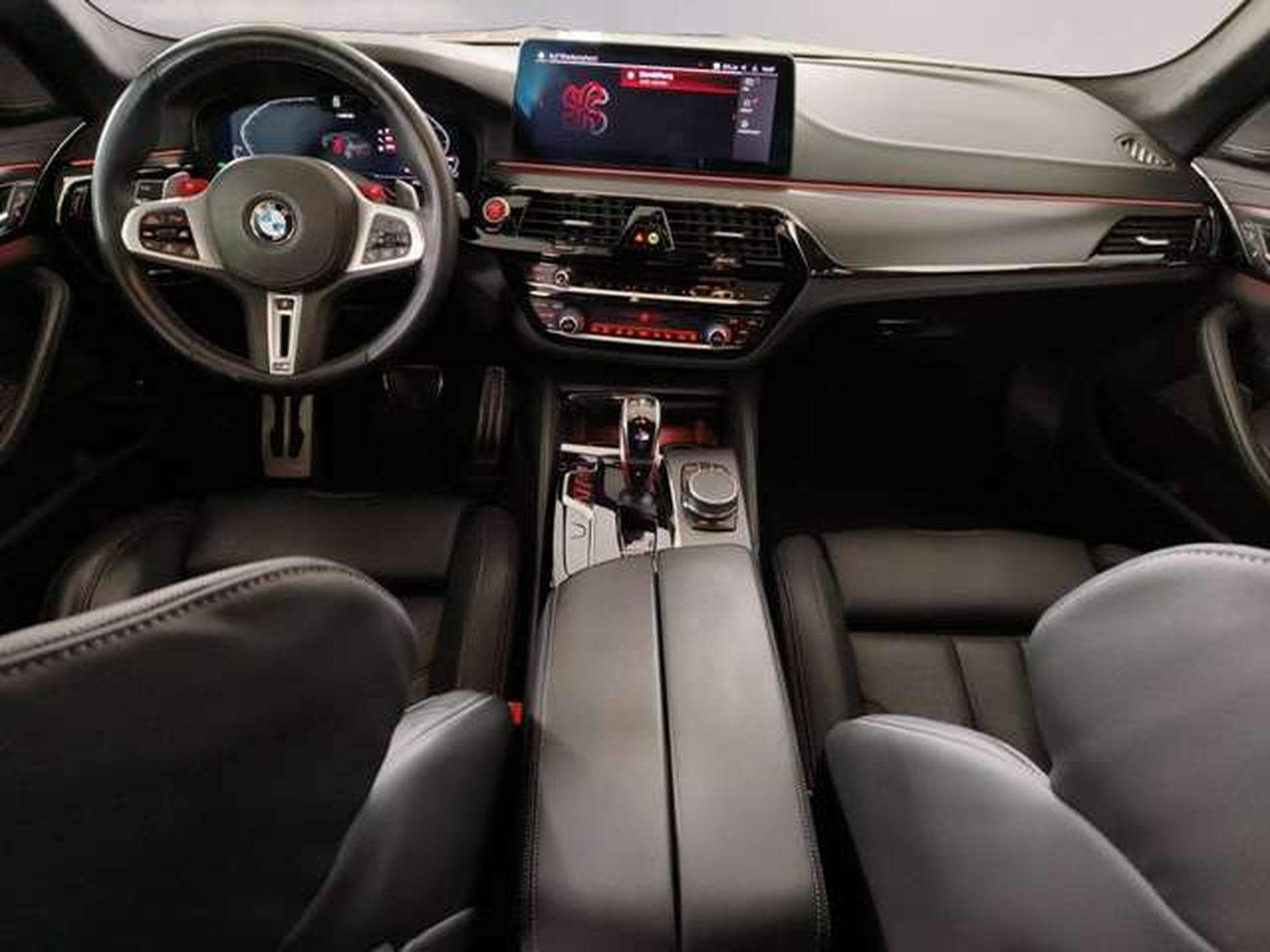 BMW M5 Limousine (2022) - Foto 6