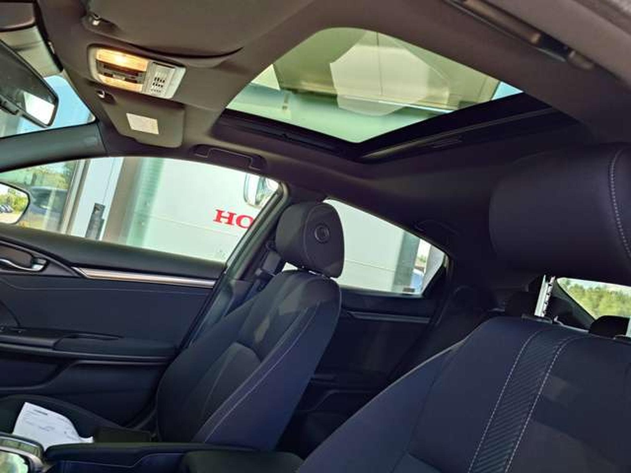 Honda Civic Civic 1.5 i-VTEC Sport  (EU6.2) (2018) - Photo 11