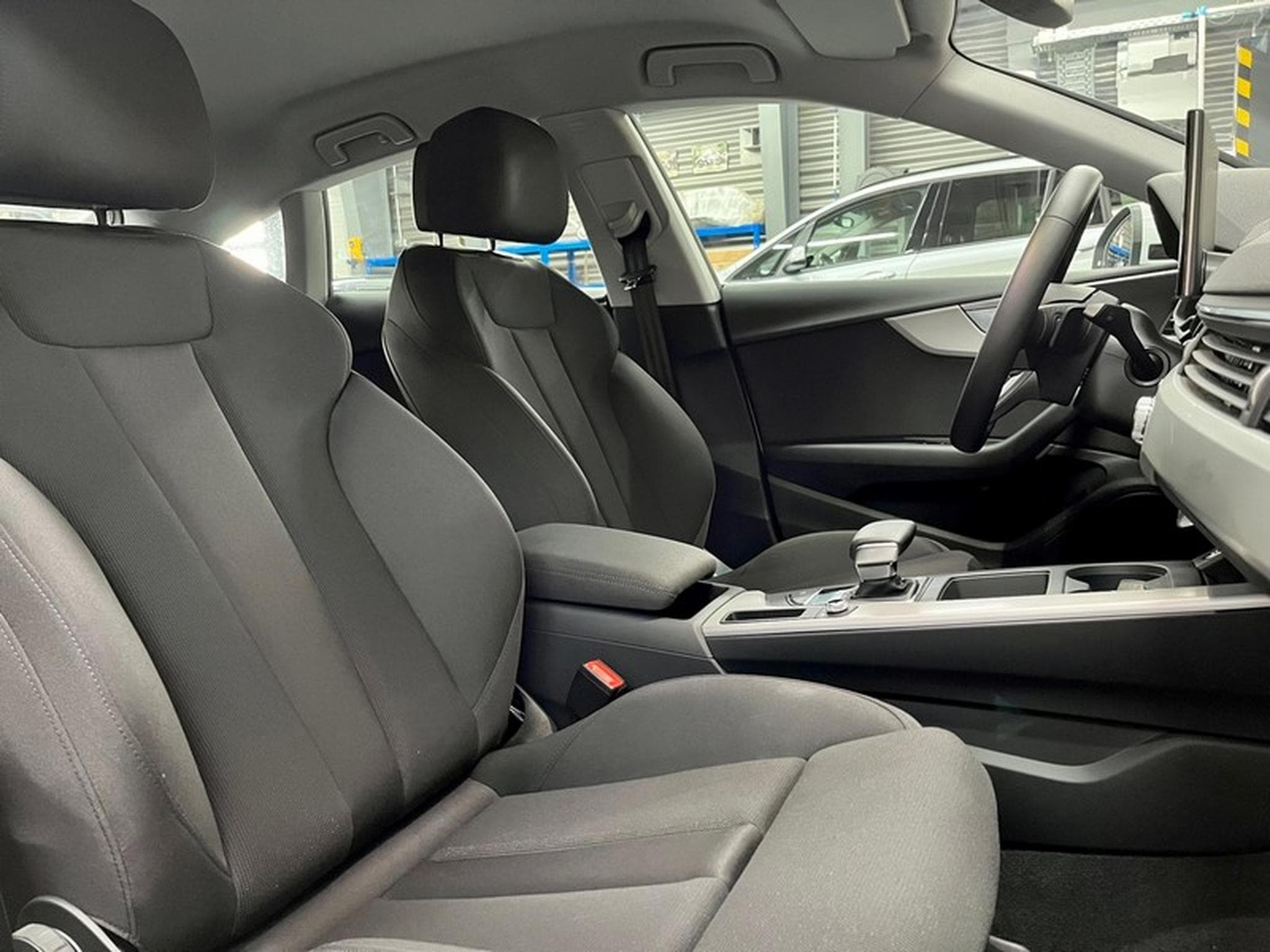 Audi A5 A5 Sportback 40 2.0 TDi 204cv S-Tronic ADVANCED (2022) - Photo 8