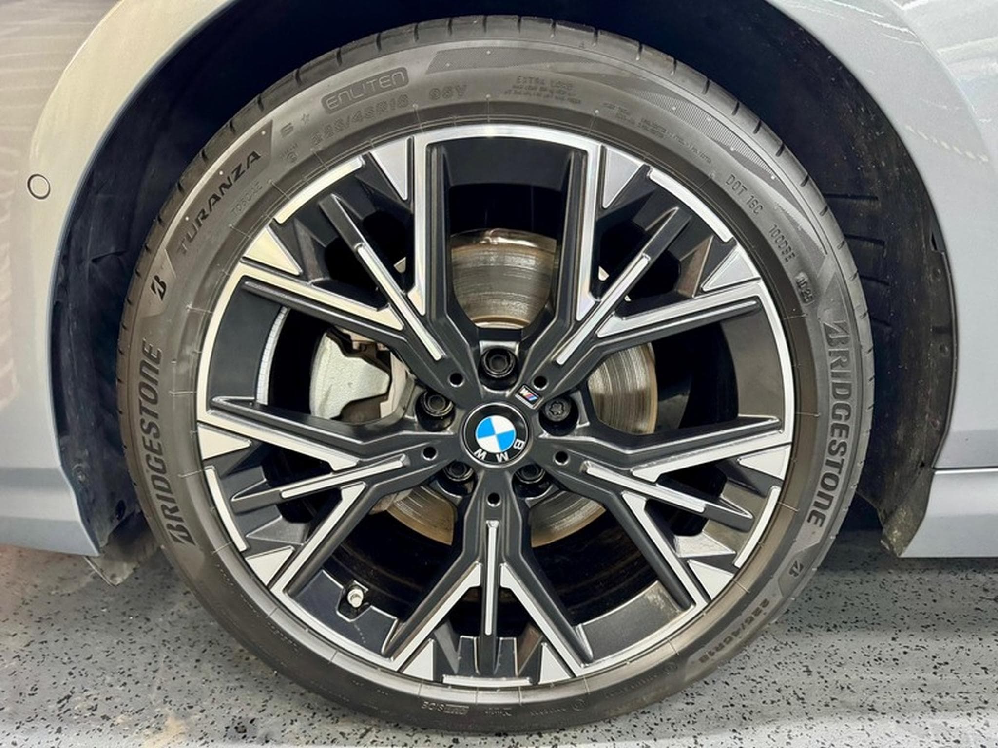 BMW 120 120iA 170cv Auto M-SPORT (New Modèle) (2025) - Photo 3