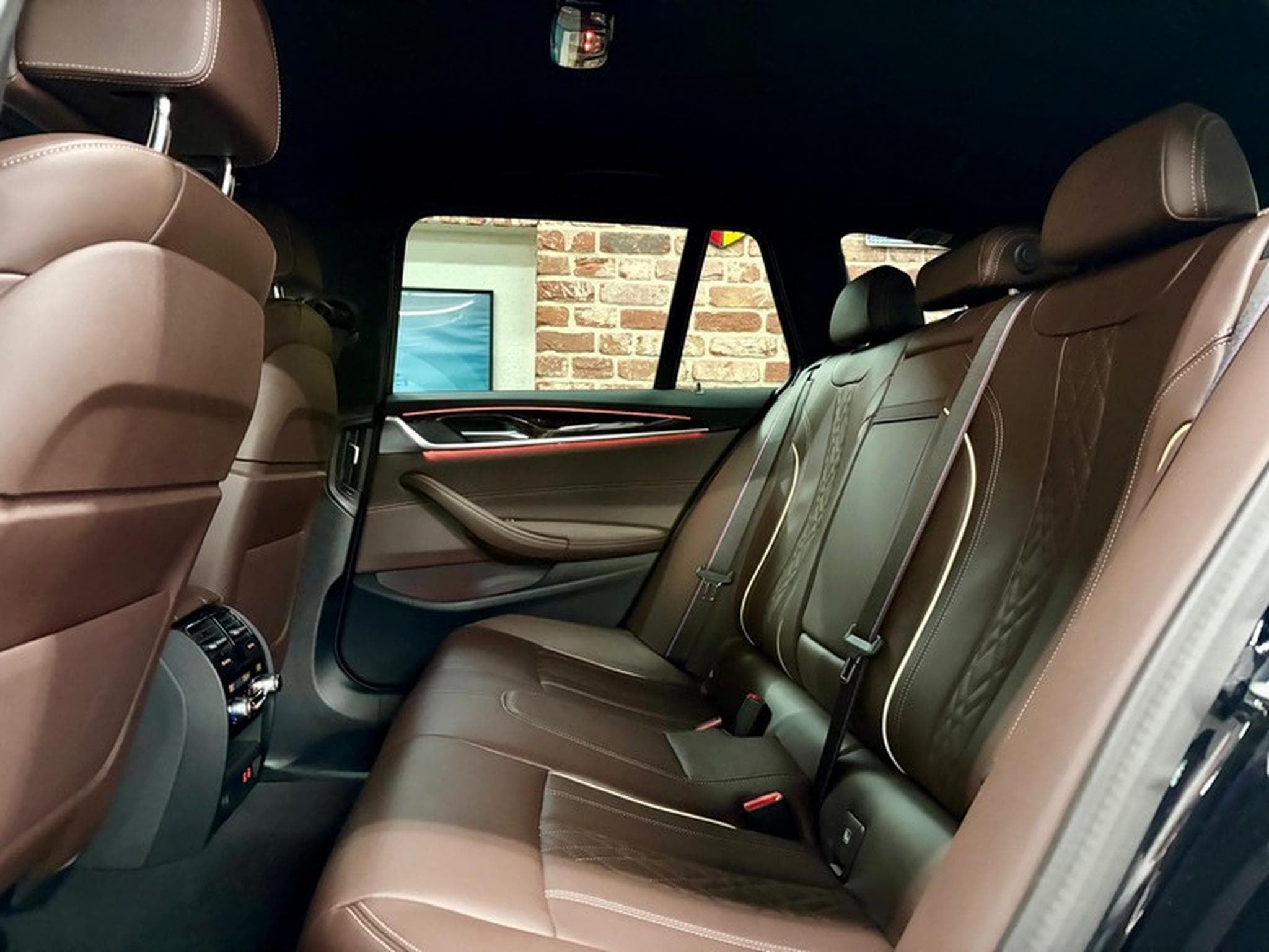 BMW 540 540dA Touring 3.0 340cv Auto xDrive M-SPORT (2023) - Photo 6