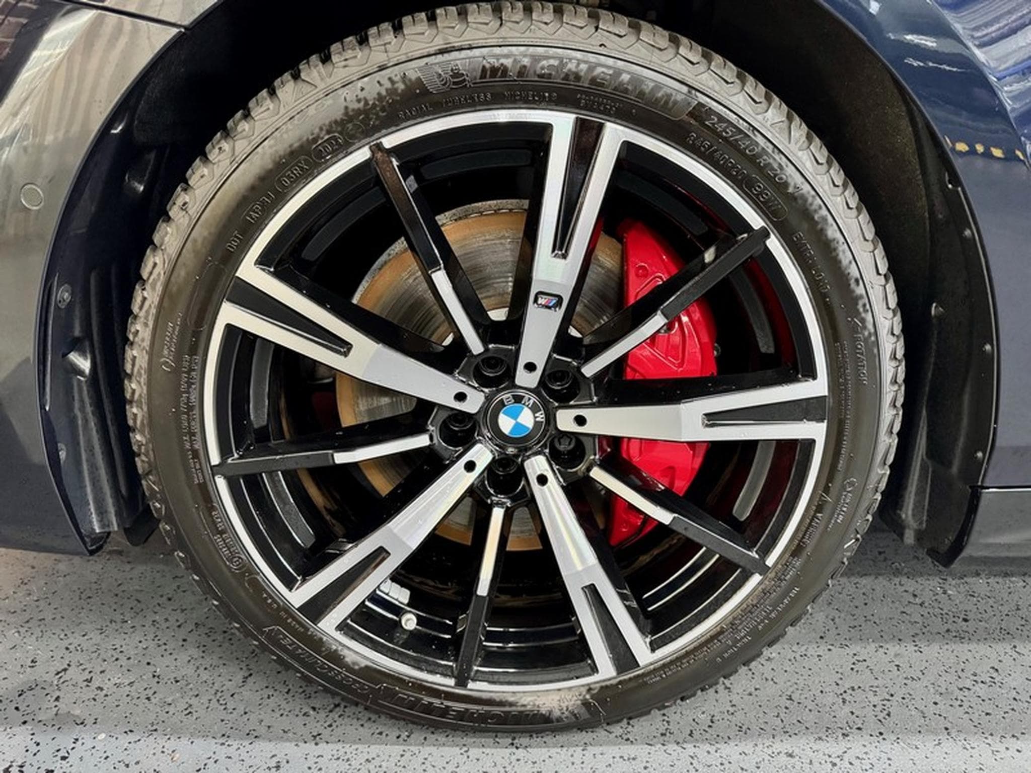 BMW 540 540dA Touring 3.0 303cv Auto xDrive M-SPORT PRO (New Model) (2024) - Photo 3