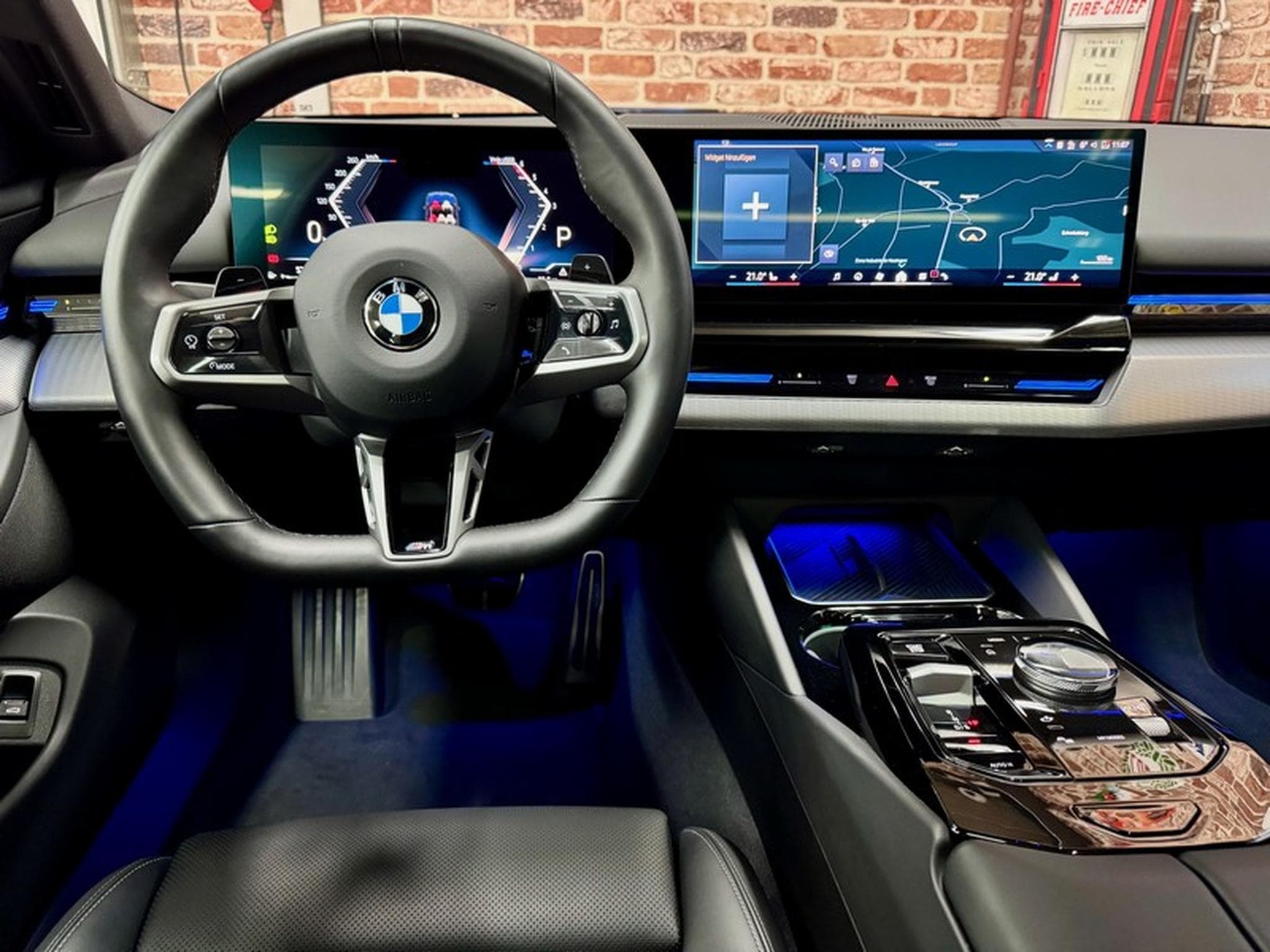 BMW 540 540dA Touring 3.0 303cv Auto xDrive M-SPORT PRO (New Model) (2024) - Photo 4