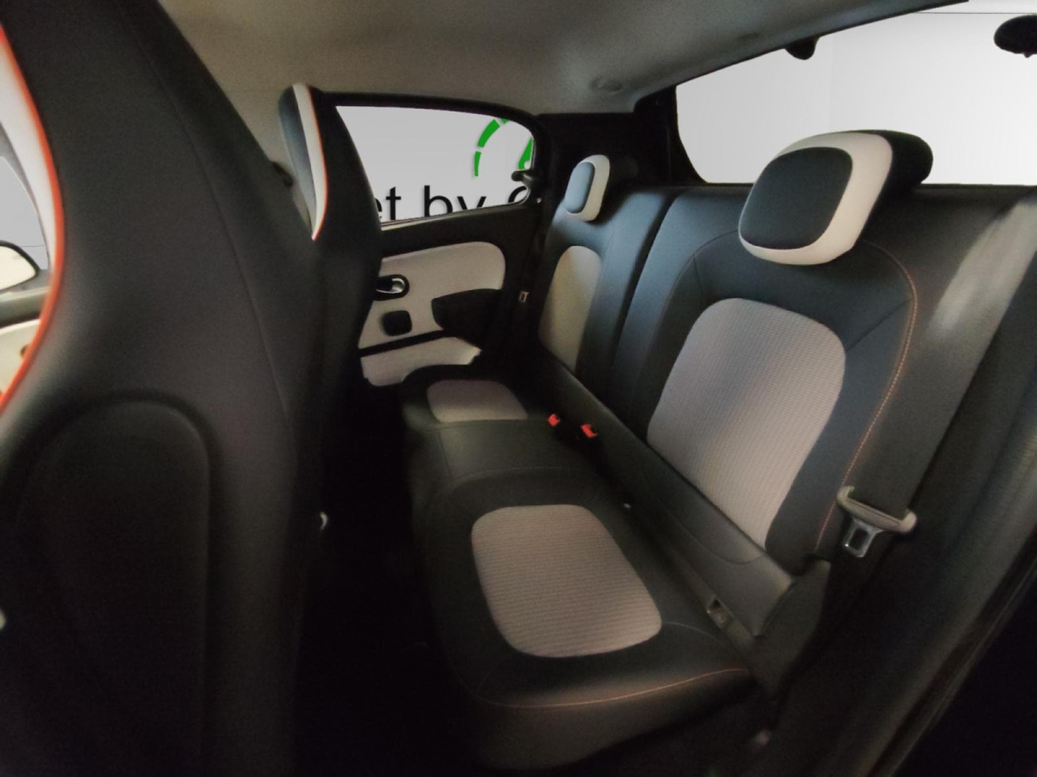 Renault Twingo ZE Vibes ZE (2021) - Photo 11
