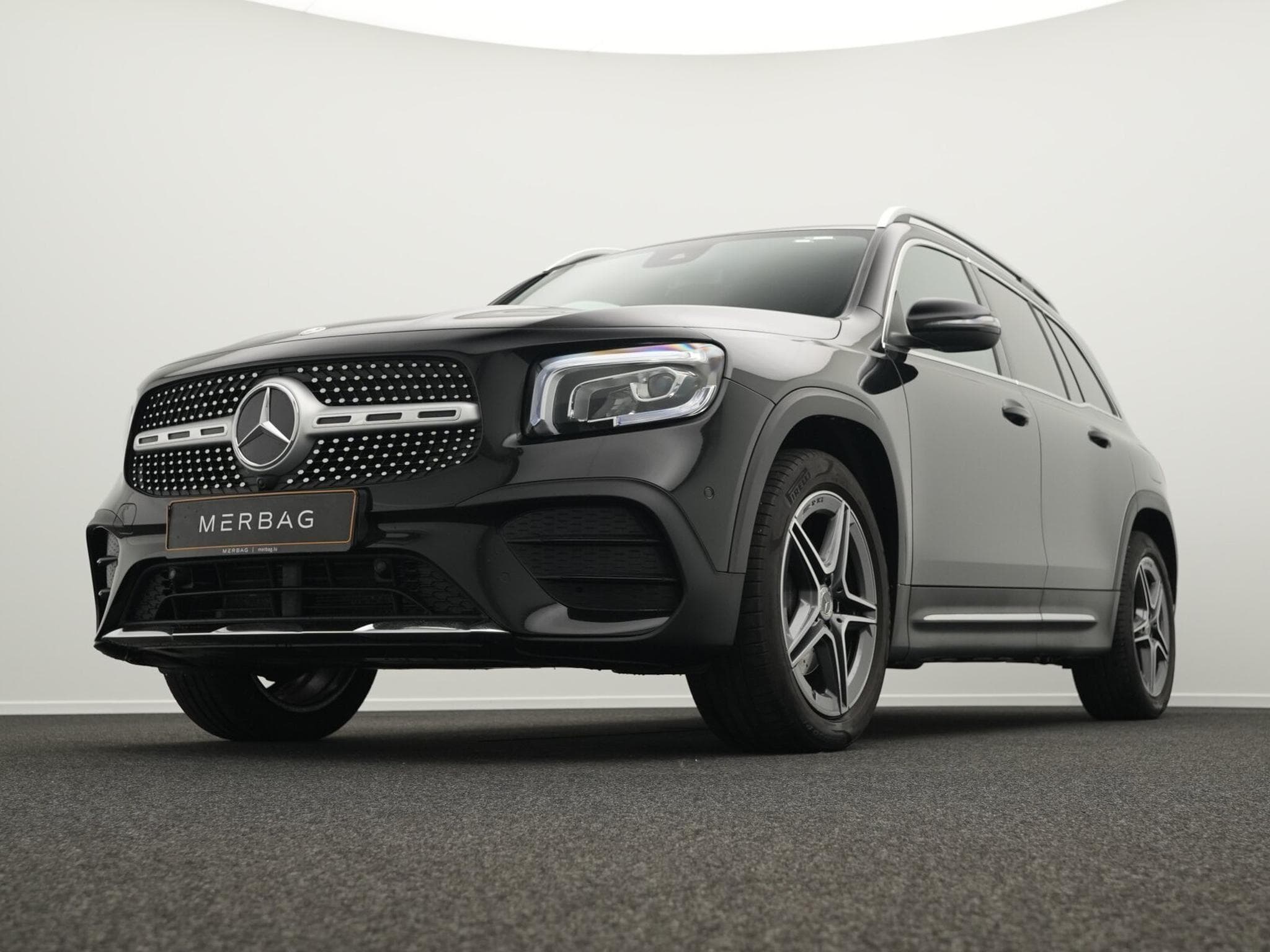 Mercedes GLB 200 AMG-Line LED+Kamera+Distr+19" (2021) - Foto 8