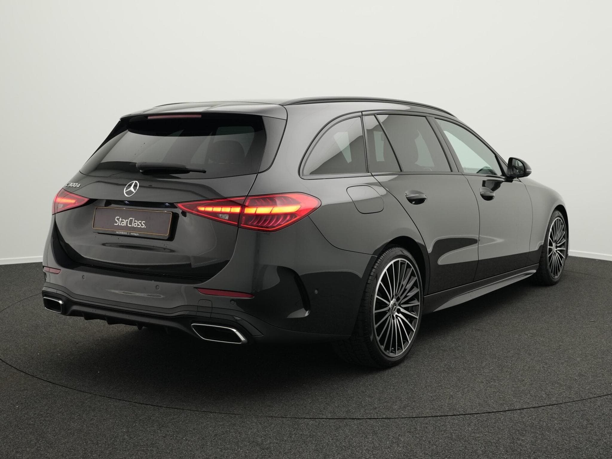 Mercedes C 300 d T AMG-Line LED+Kamera+Distr+Night+AHK (2025) - Foto 3