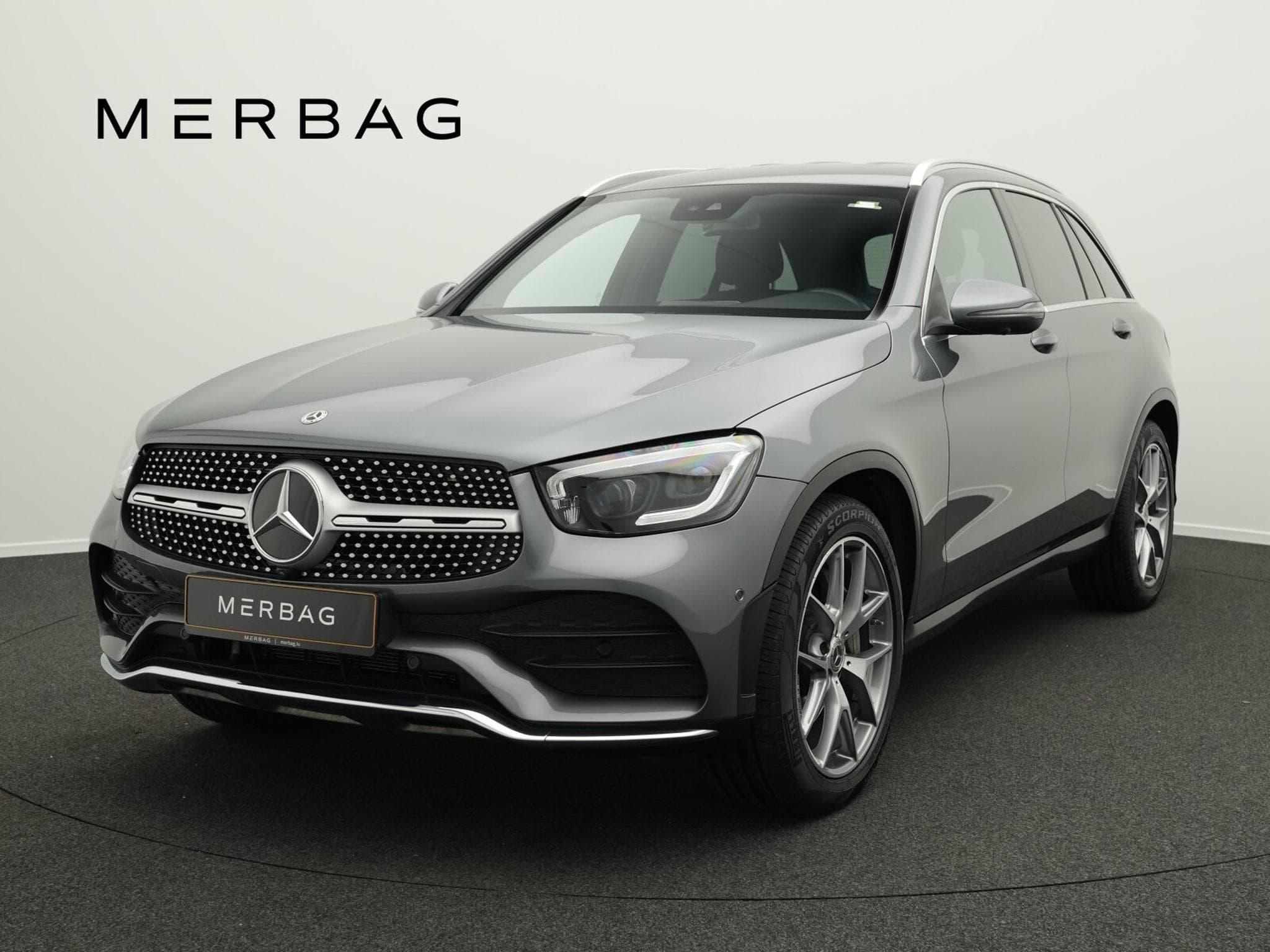 Mercedes GLC 300 4MATIC Off-Roader (2019) - Photo 1