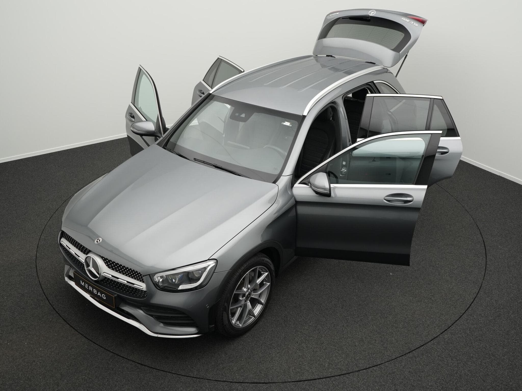 Mercedes GLC 300 4MATIC Off-Roader (2019) - Photo 12