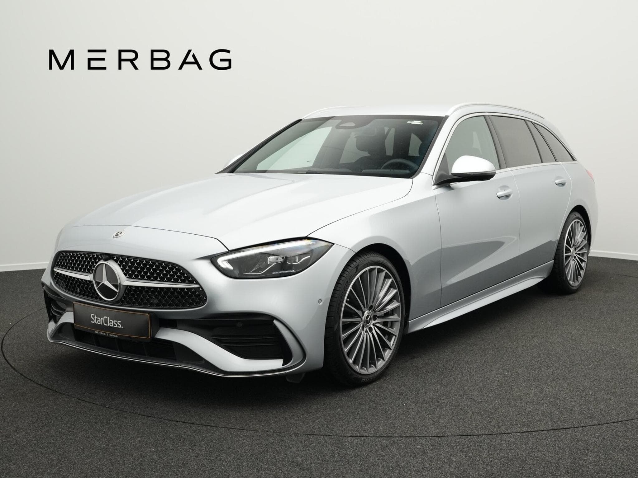 Mercedes C 300 d T AMG-Line LED+Kamera+19"AHK+Keyless (2025) - Photo 1