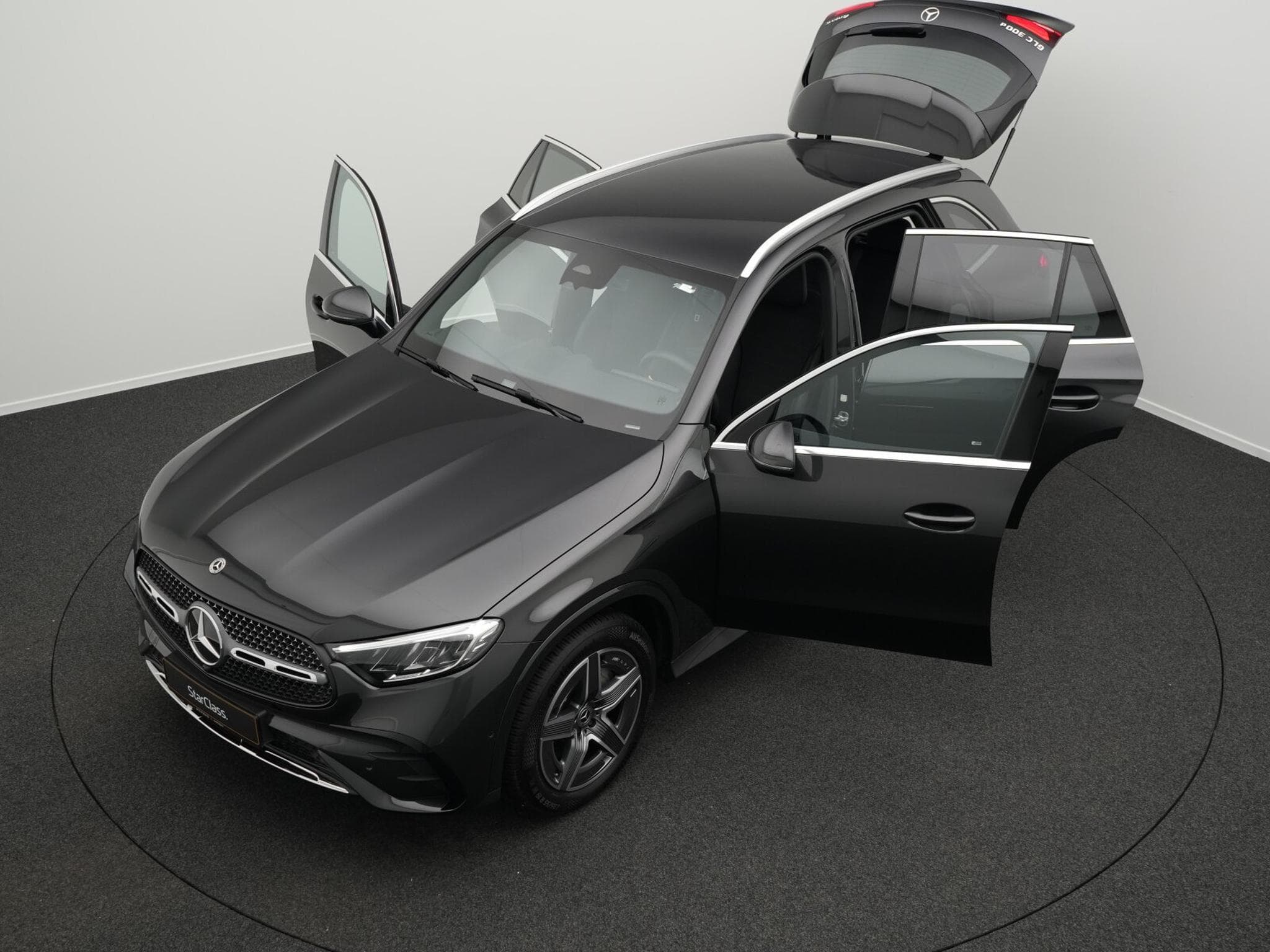 Mercedes GLC 300 d 4M AMG-Line LED+Kamera+AHK+Memo (2025) - Photo 12