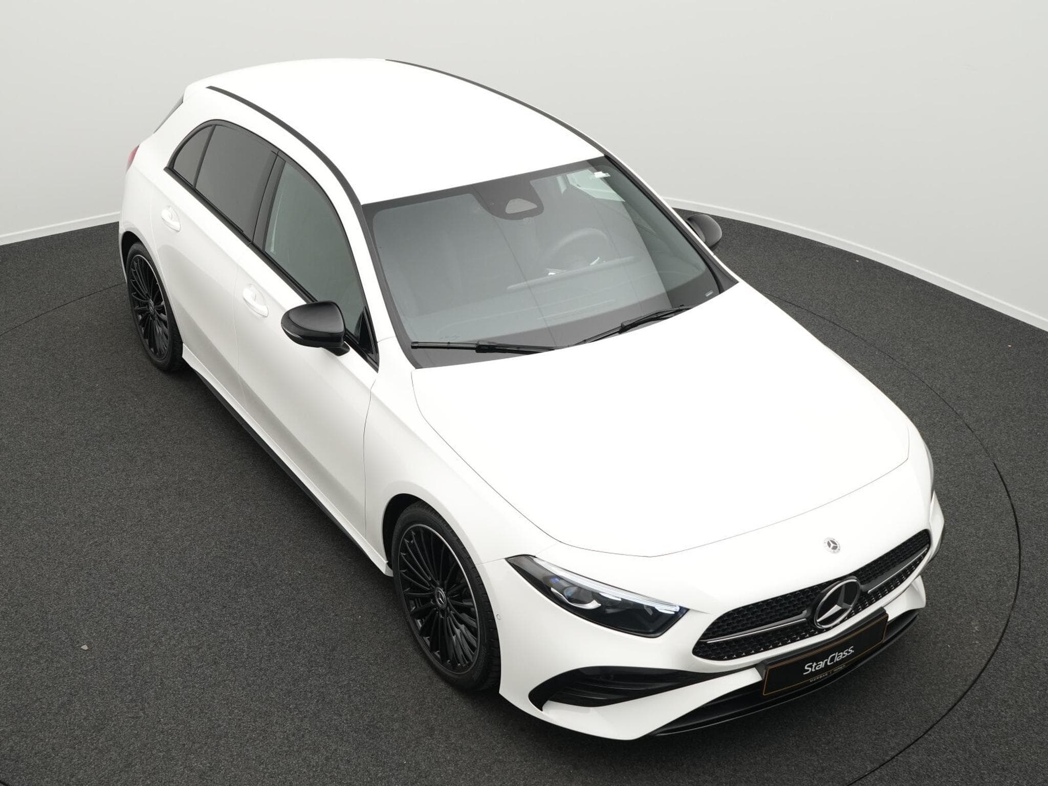 Mercedes A 200 AMG-Line Multi+Kamera+Distr+Night+19" (2025) - Photo 10