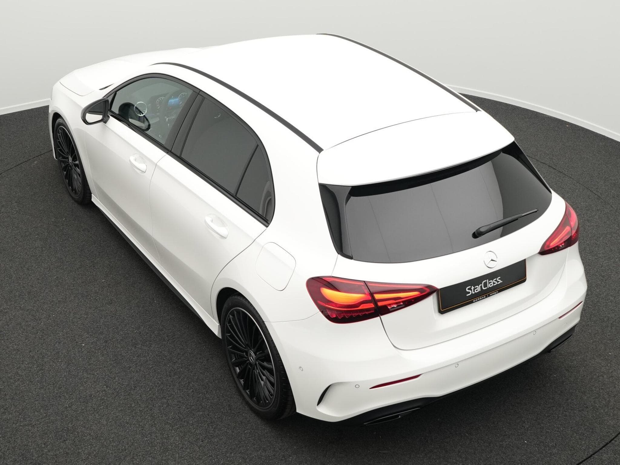 Mercedes A 200 AMG-Line Multi+Kamera+Distr+Night+19" (2025) - Photo 11
