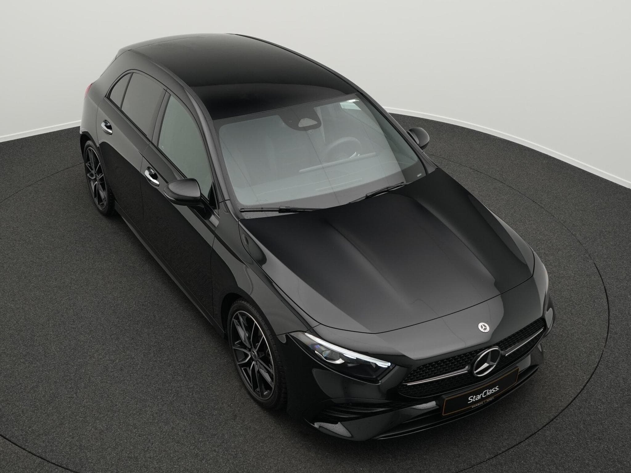 Mercedes A 200 d AMG-Line Multi+Kamera+Distr+Night+19" (2025) - Photo 10