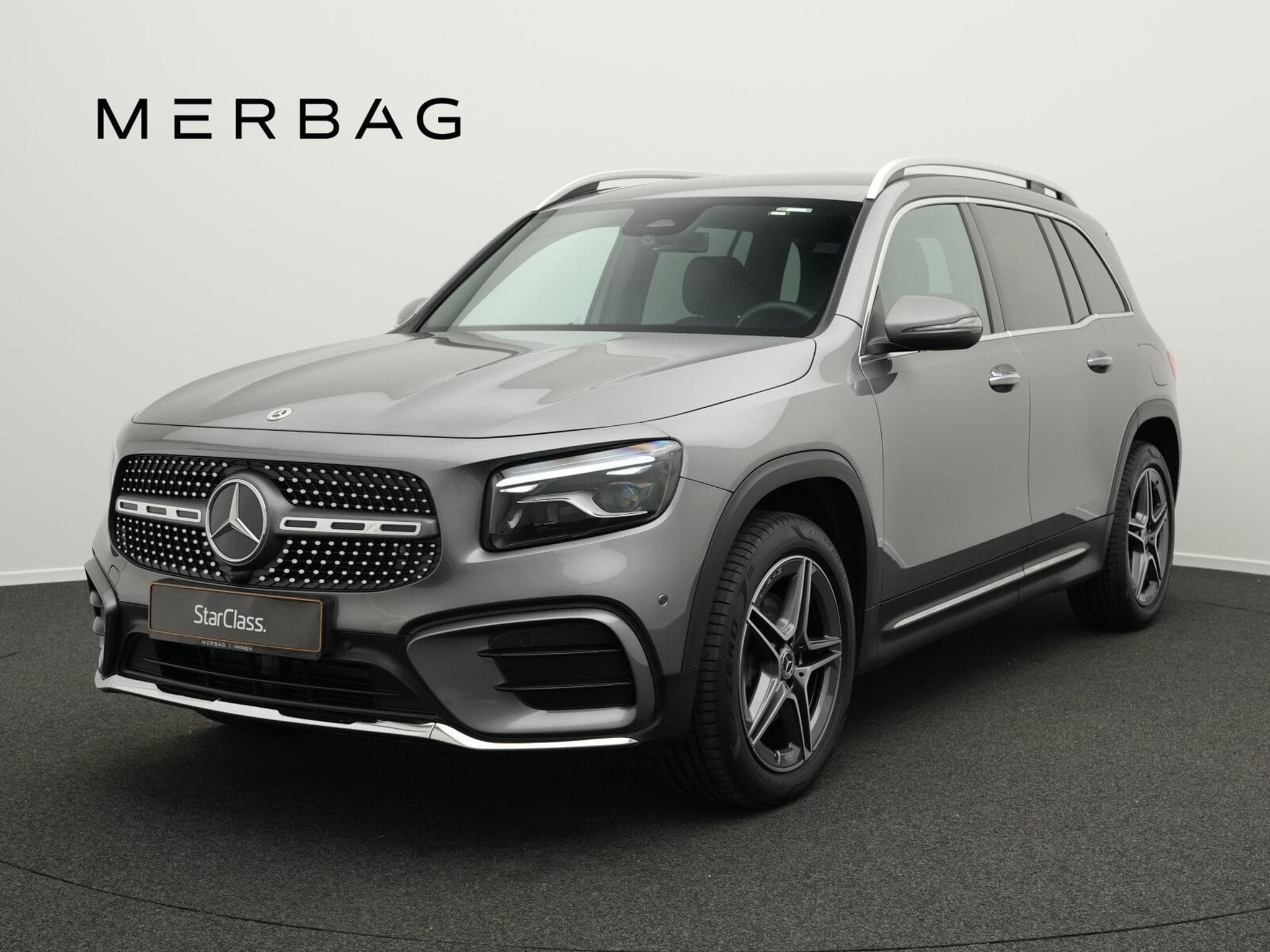 Mercedes GLB 200 d AMG-Line Multi+Kamera+19"+AHK (2025) - Photo 1