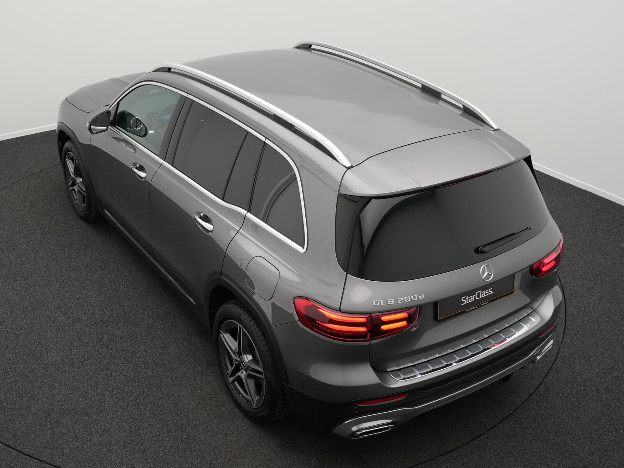 Mercedes GLB 200 d AMG-Line Multi+Kamera+19"+AHK (2025) - Photo 11