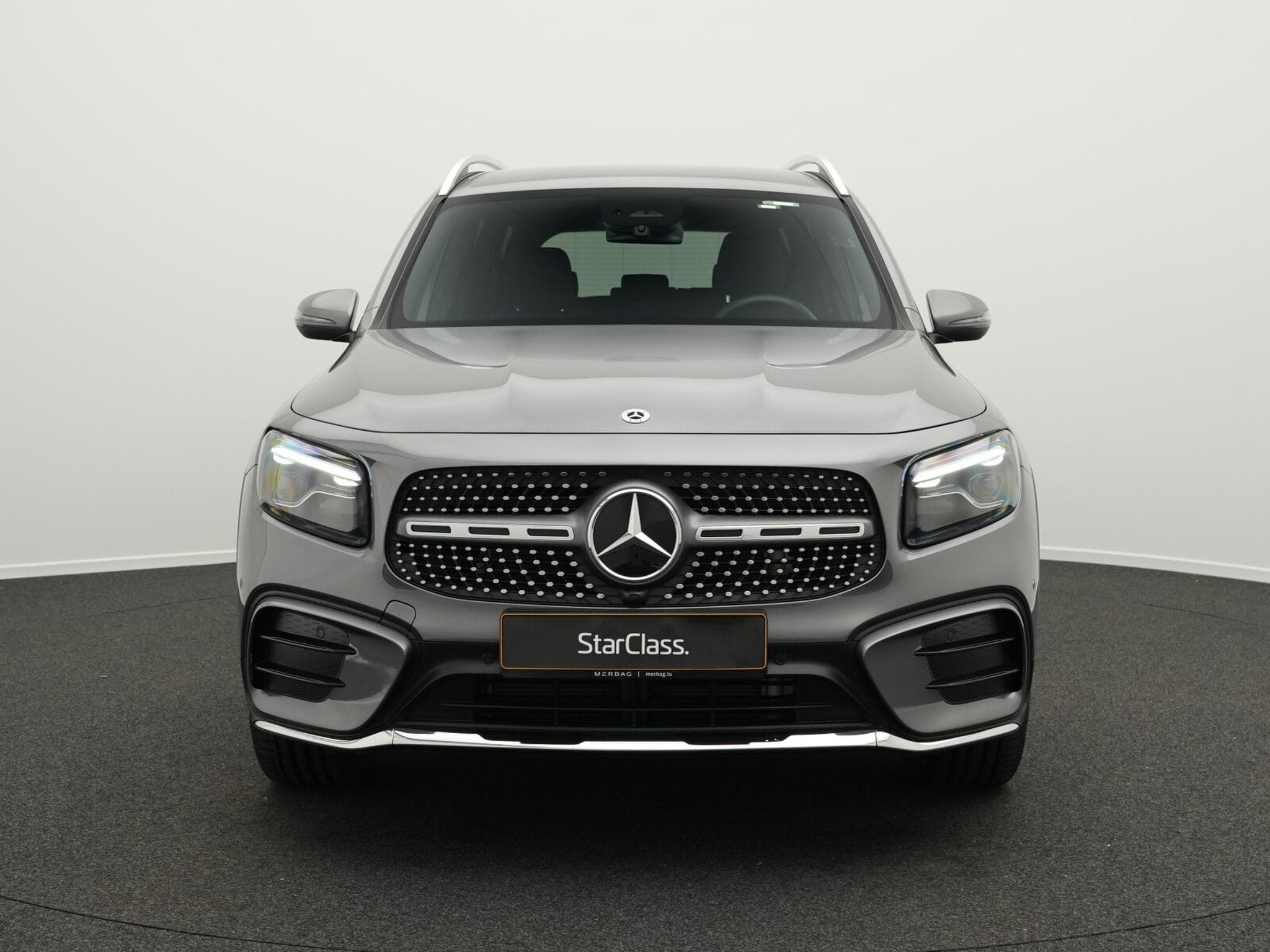 Mercedes GLB 200 d AMG-Line Multi+Kamera+19"+AHK (2025) - Photo 2