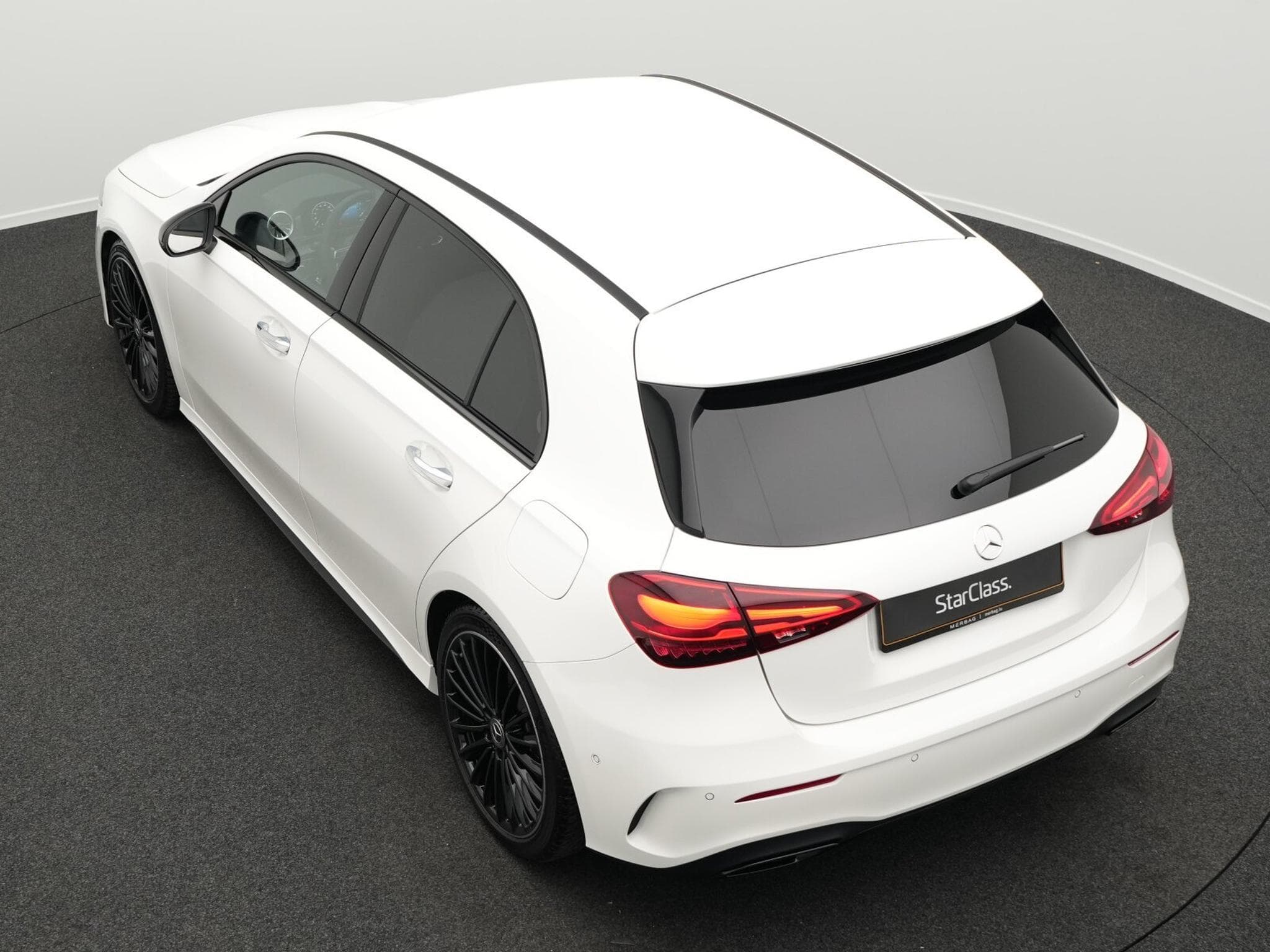 Mercedes A 200 Multi+Kamera+Distr+Night+19" (2025) - Photo 11