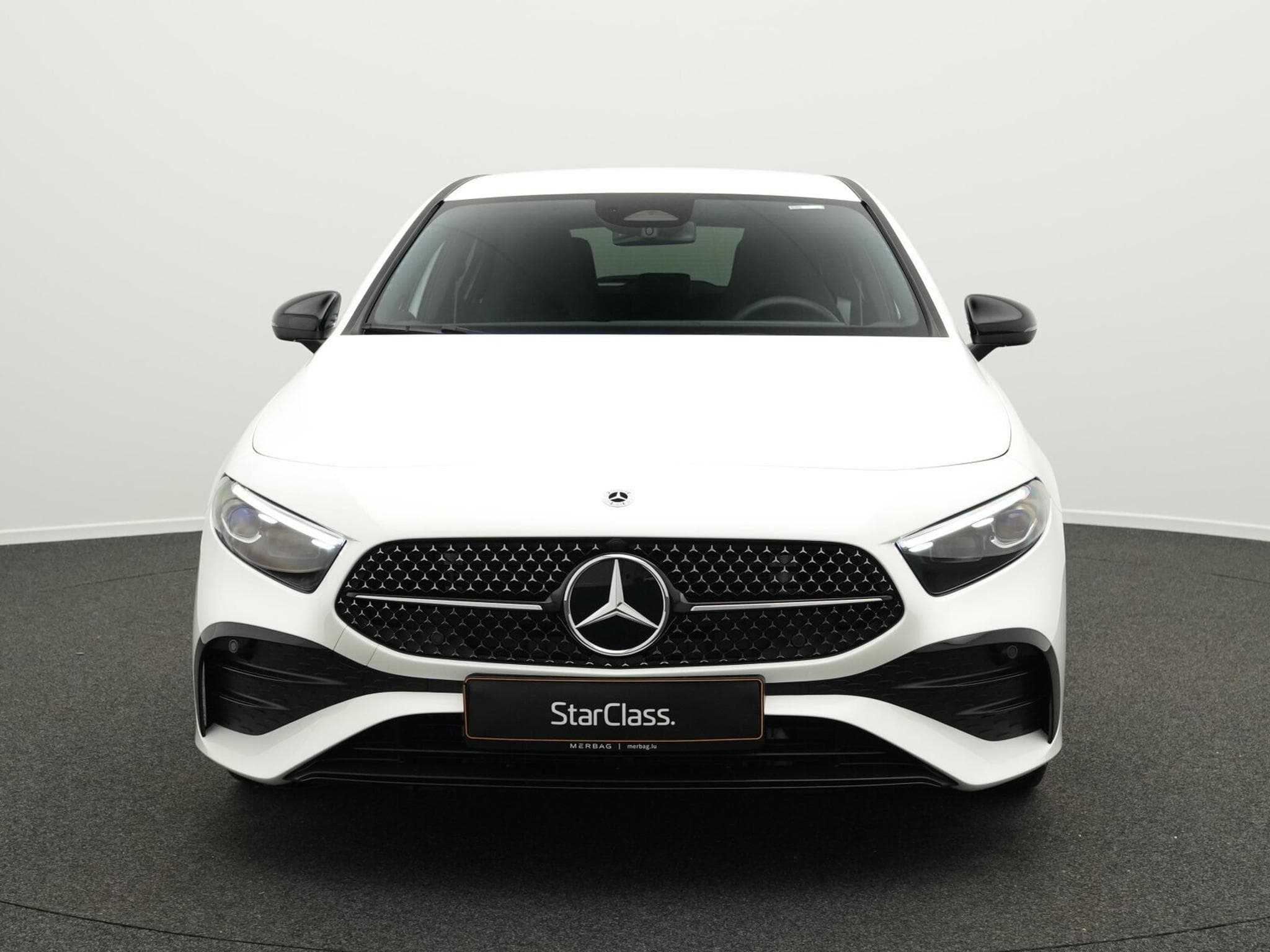 Mercedes A 200 Multi+Kamera+Distr+Night+19" (2025) - Photo 2