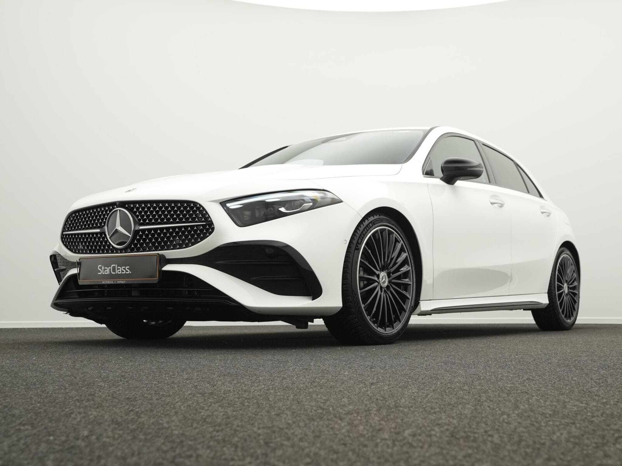 Mercedes A 200 Multi+Kamera+Distr+Night+19" (2025) - Photo 8