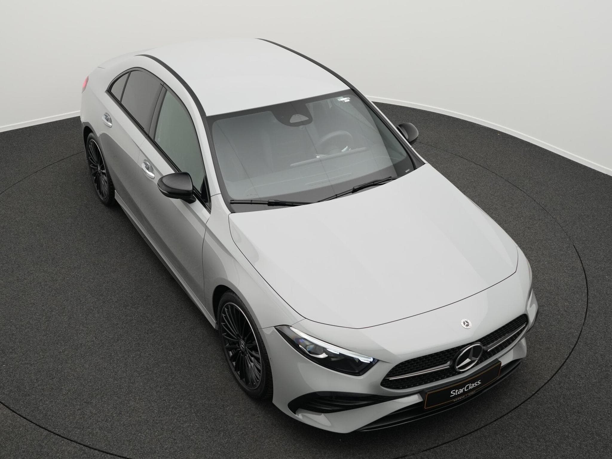 Mercedes A 200 Limousine Multi+Kamera+Distr+Night+19" (2025) - Photo 10