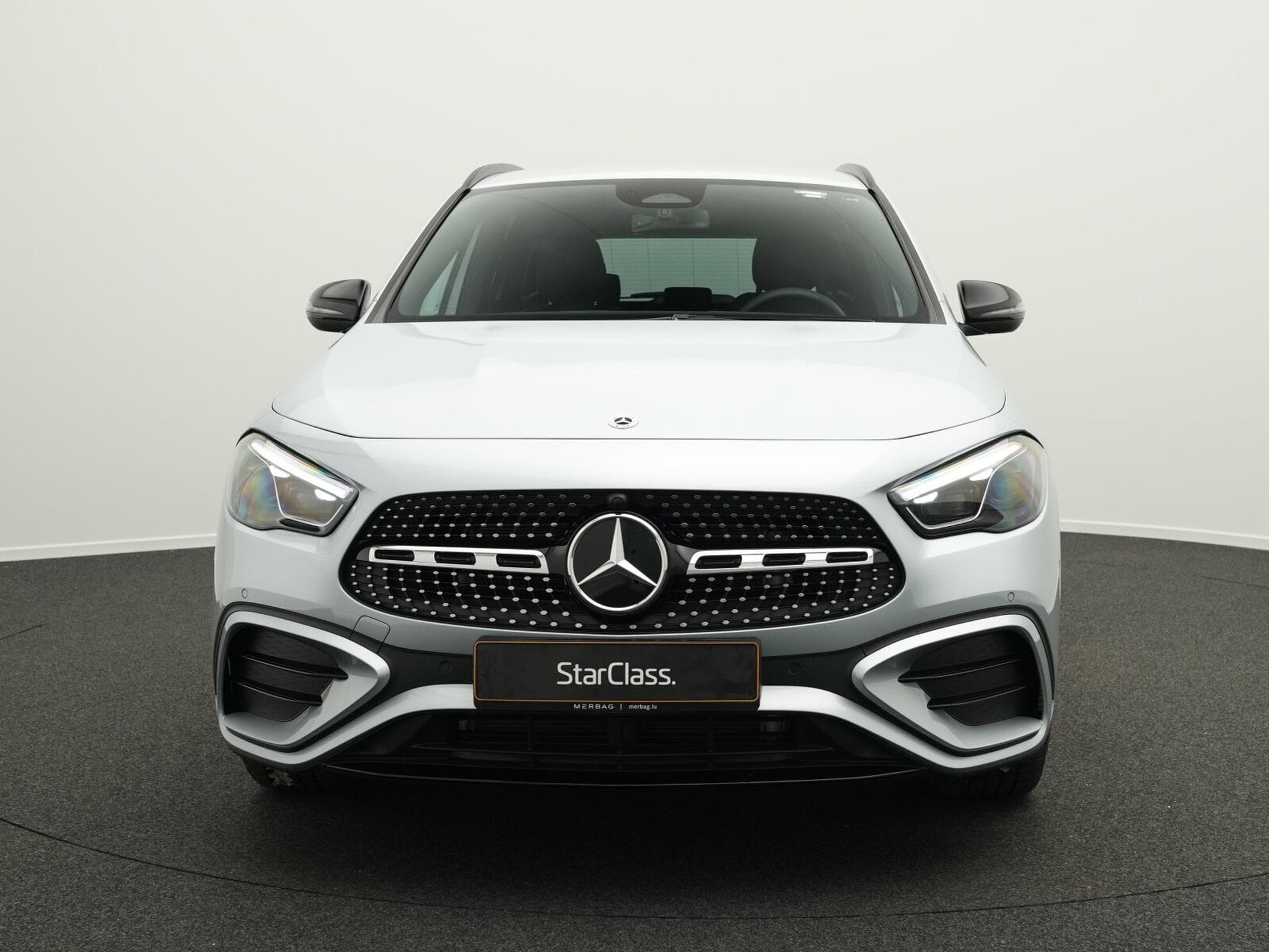 Mercedes GLA 200 d Multi+Kamera+AHK+Night+19" (2025) - Foto 2