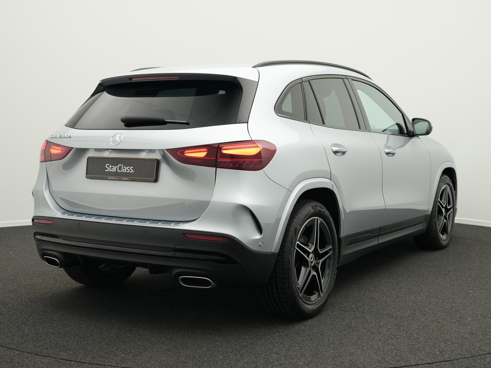 Mercedes GLA 200 d Multi+Kamera+AHK+Night+19" (2025) - Foto 3