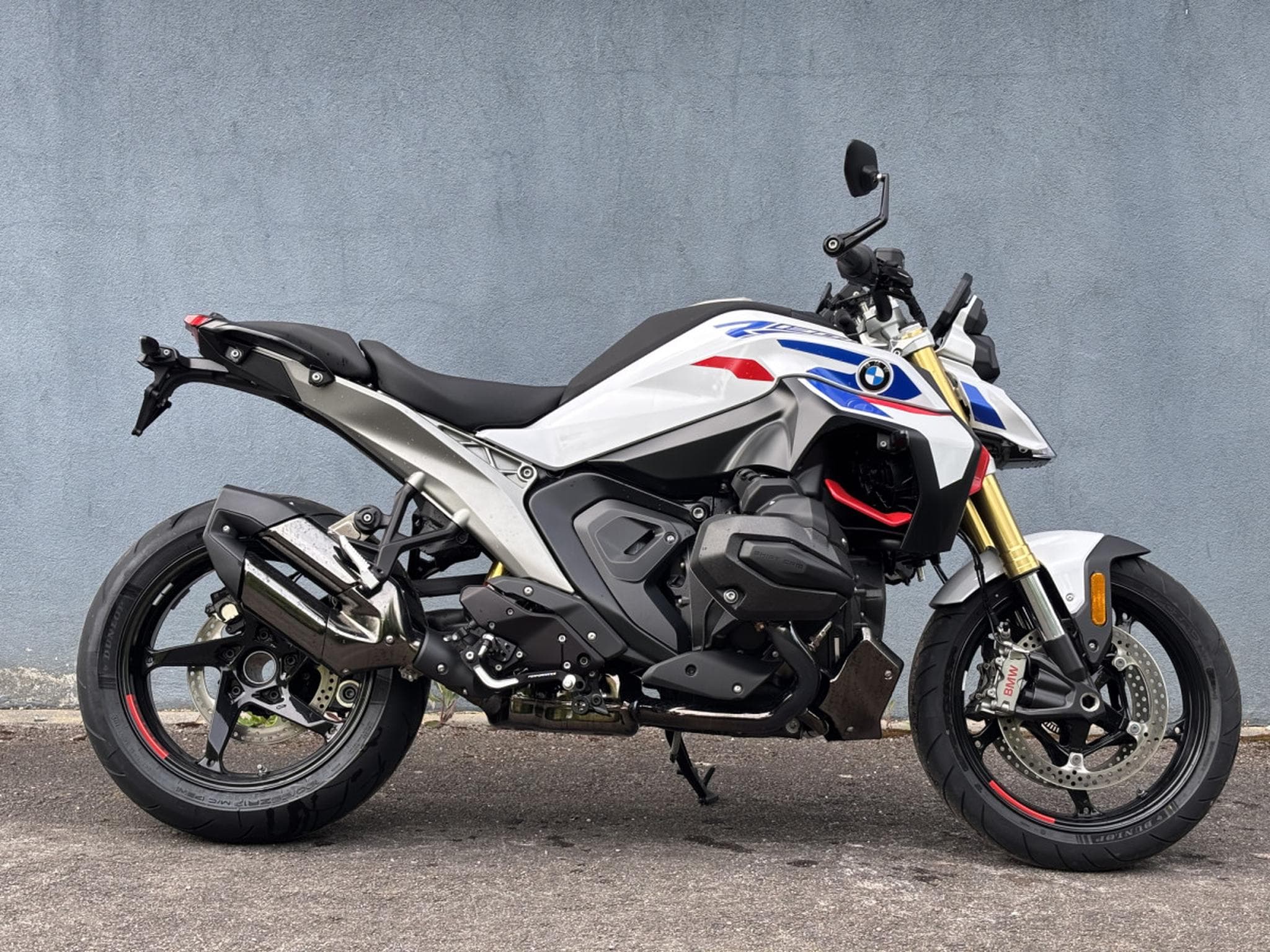 BMW R 1300 R (2025) - Foto 1