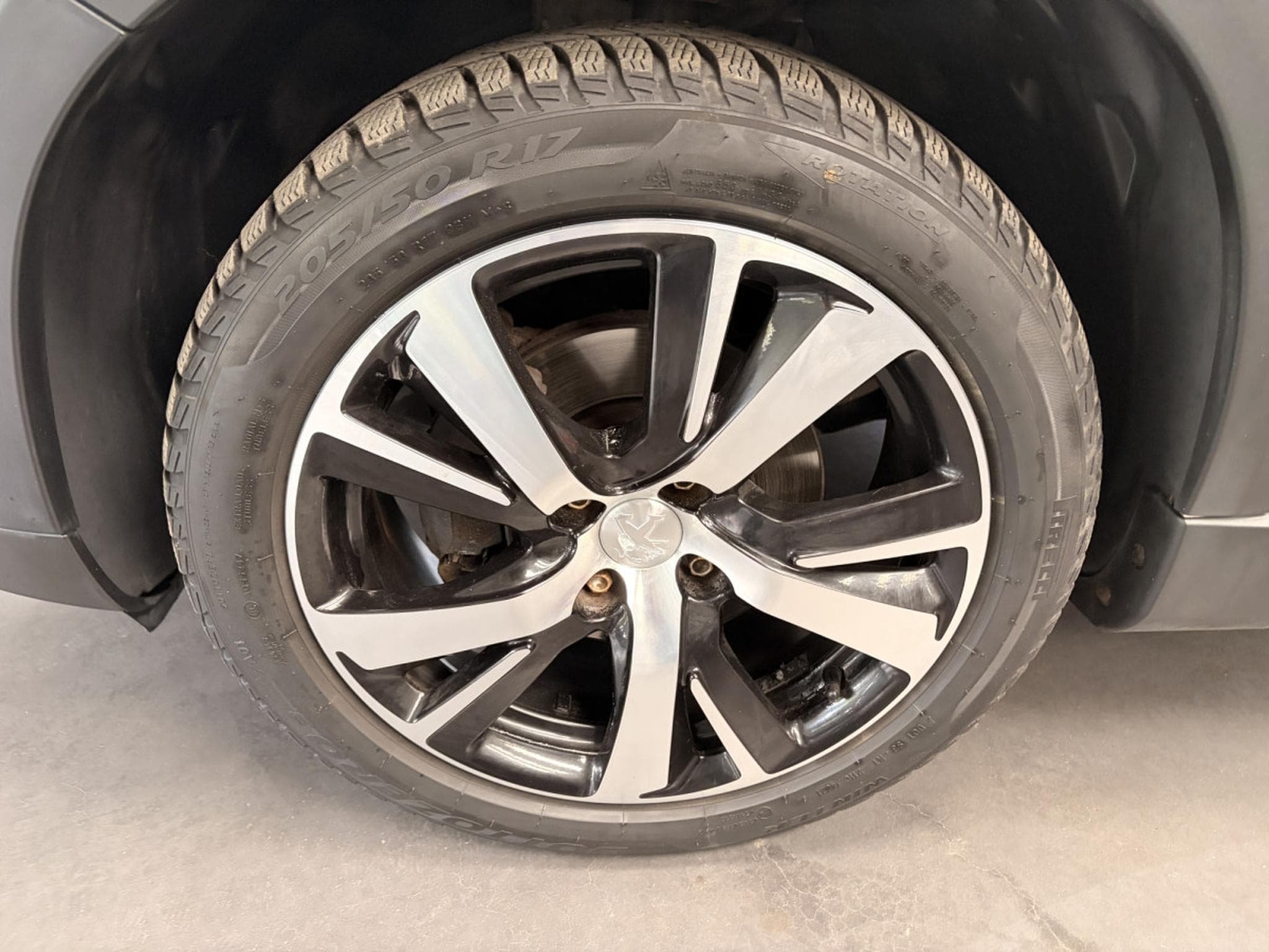 Peugeot 2008 1.5 Blue HDi GT Line (2019) - Photo 8