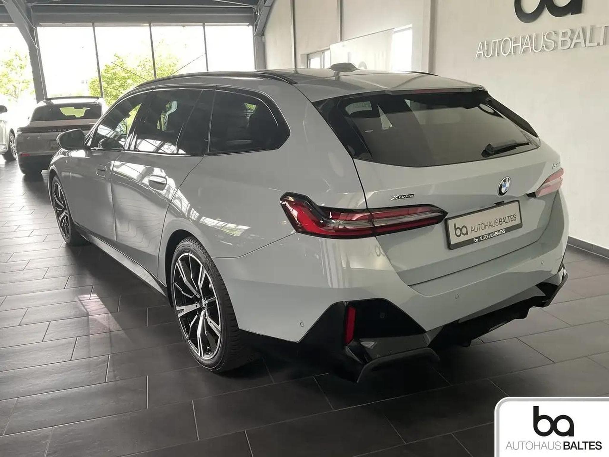BMW 540 (2025) - Photo 4