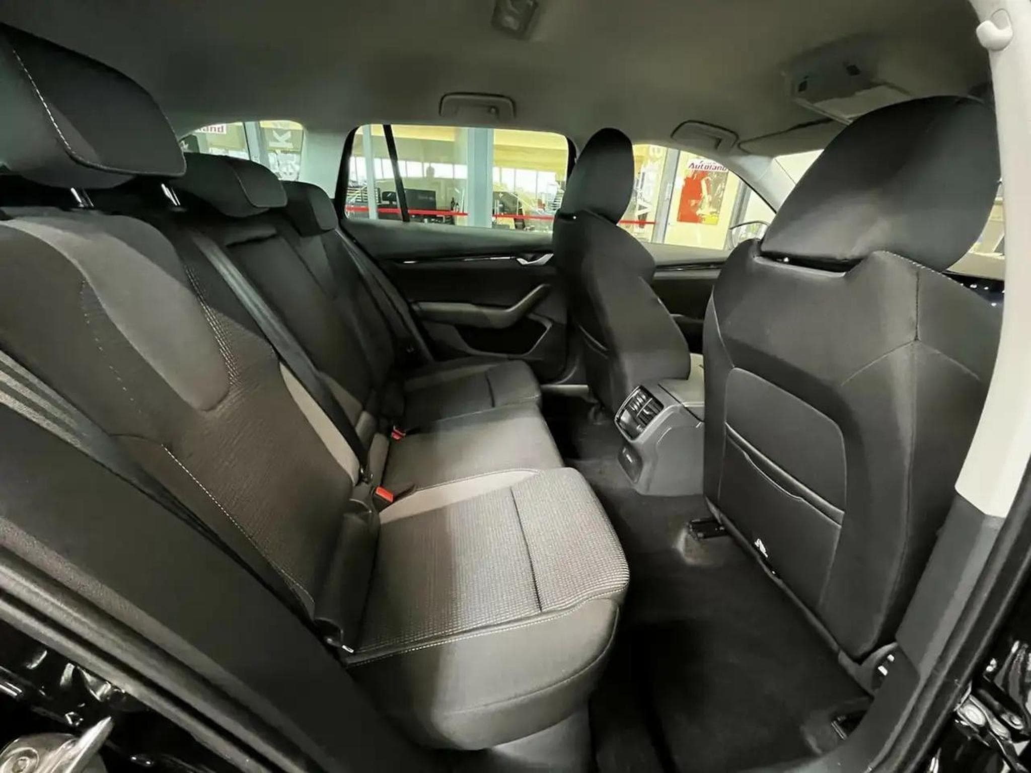 Skoda Octavia (2025) - Photo 7