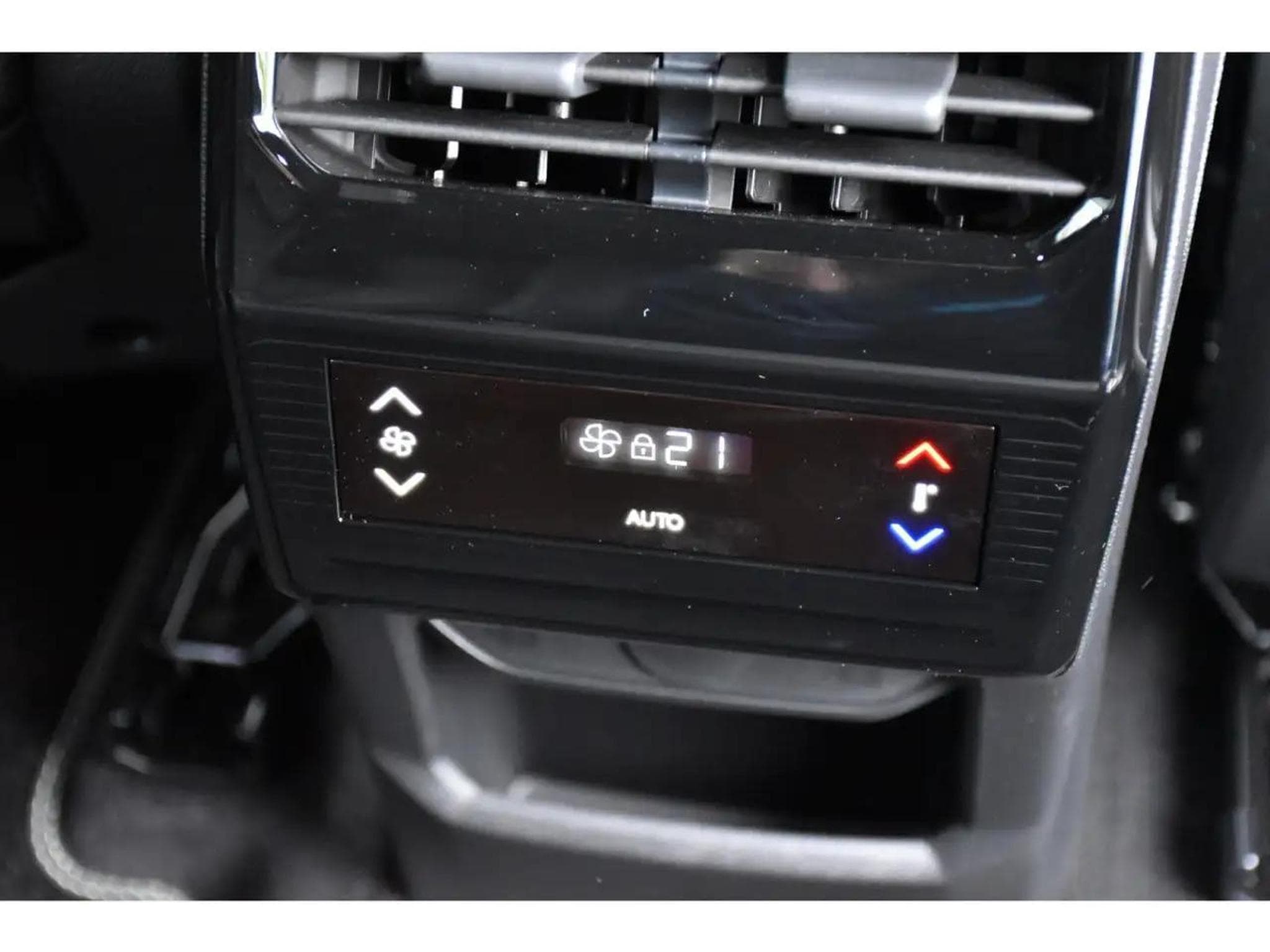 Peugeot 5008 (2026) - Photo 25
