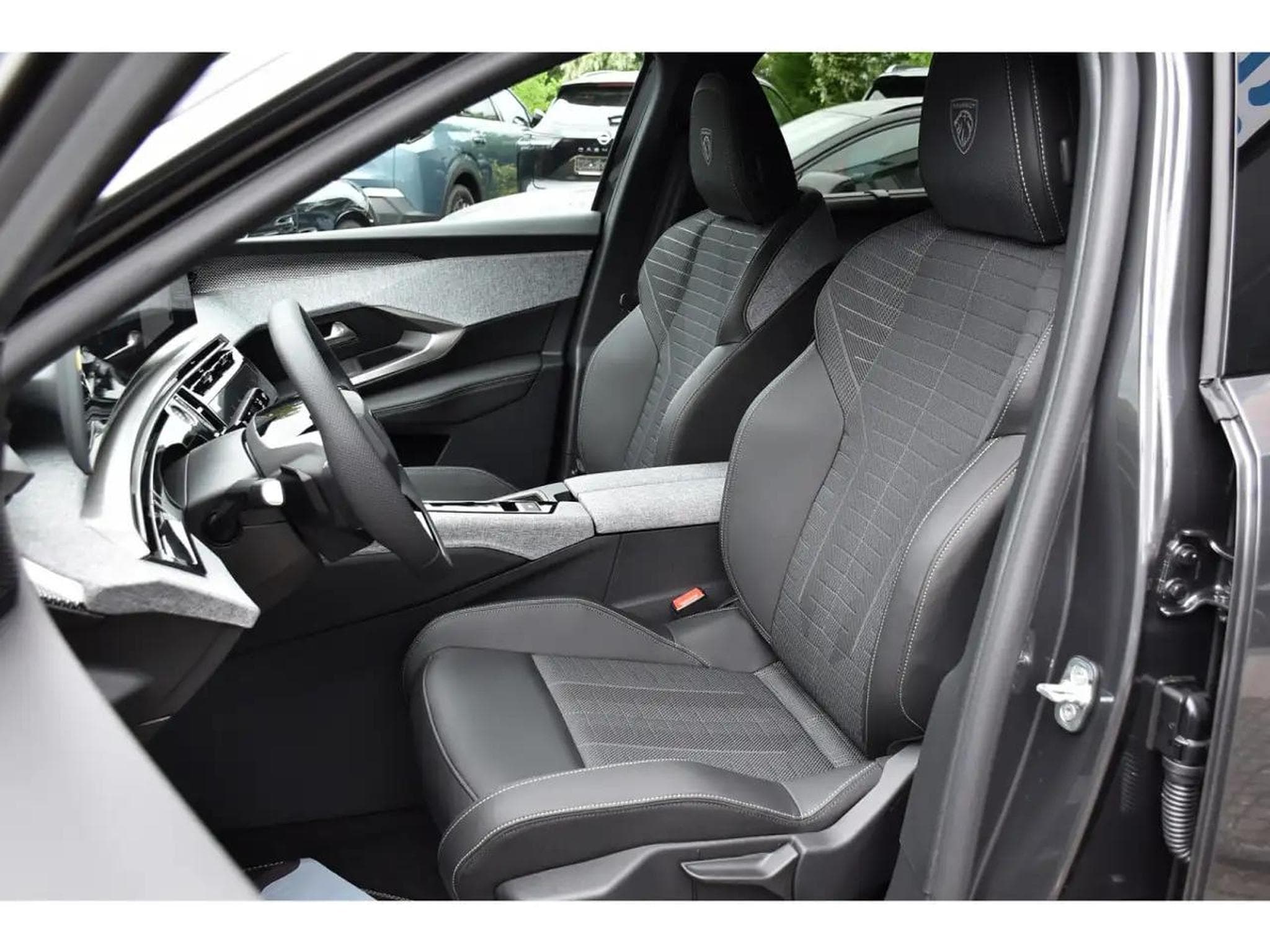 Peugeot 5008 (2026) - Photo 6