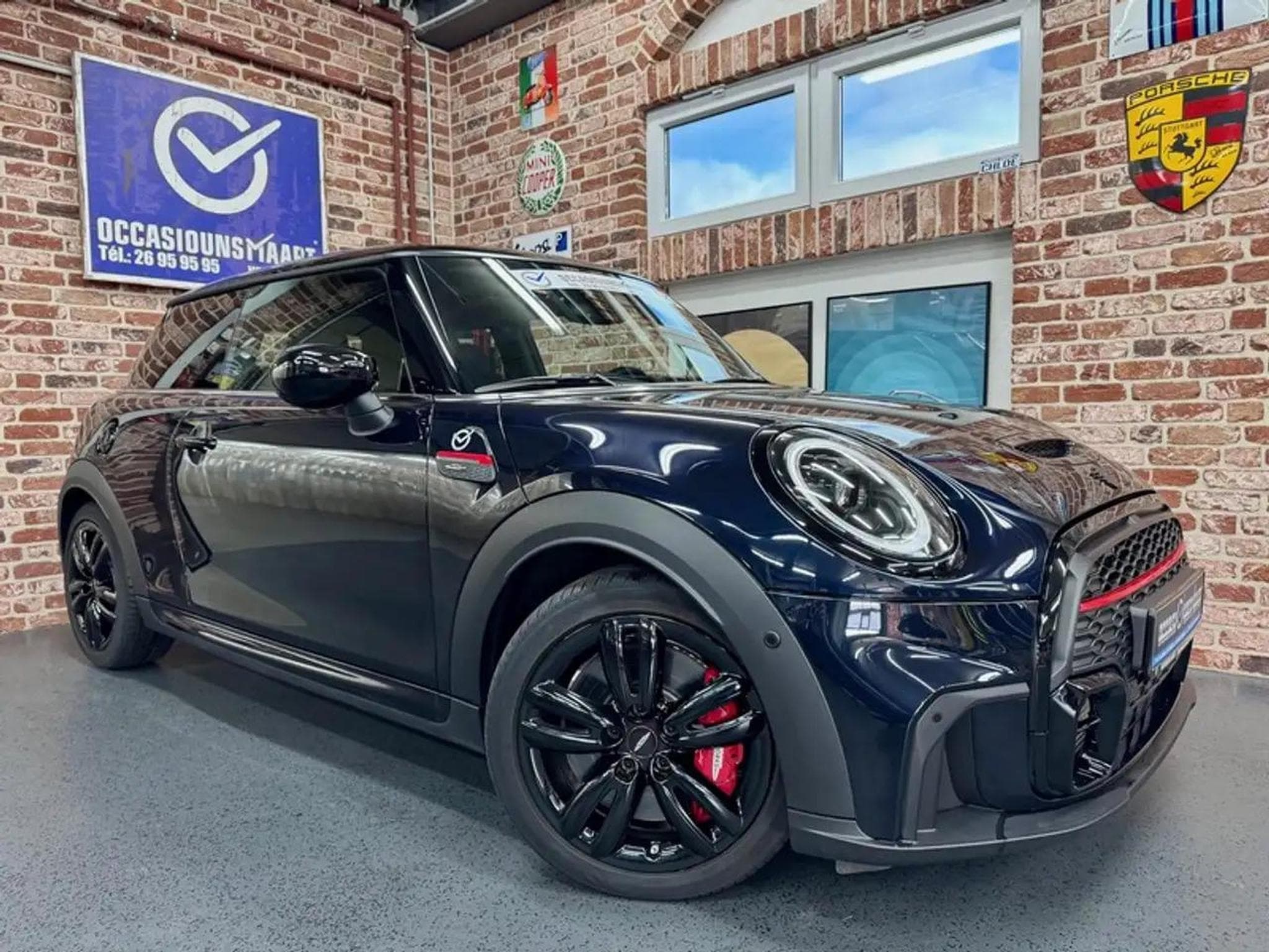 Mini Cooper (2024) - Photo 1