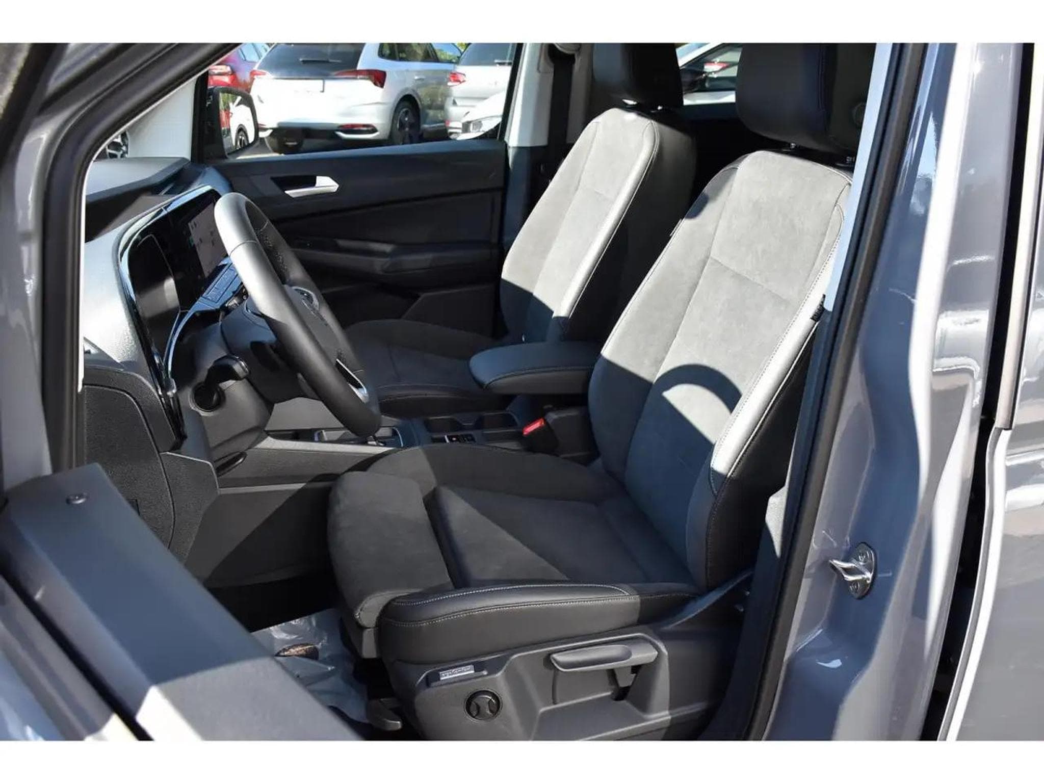VW Caddy (2025) - Photo 6